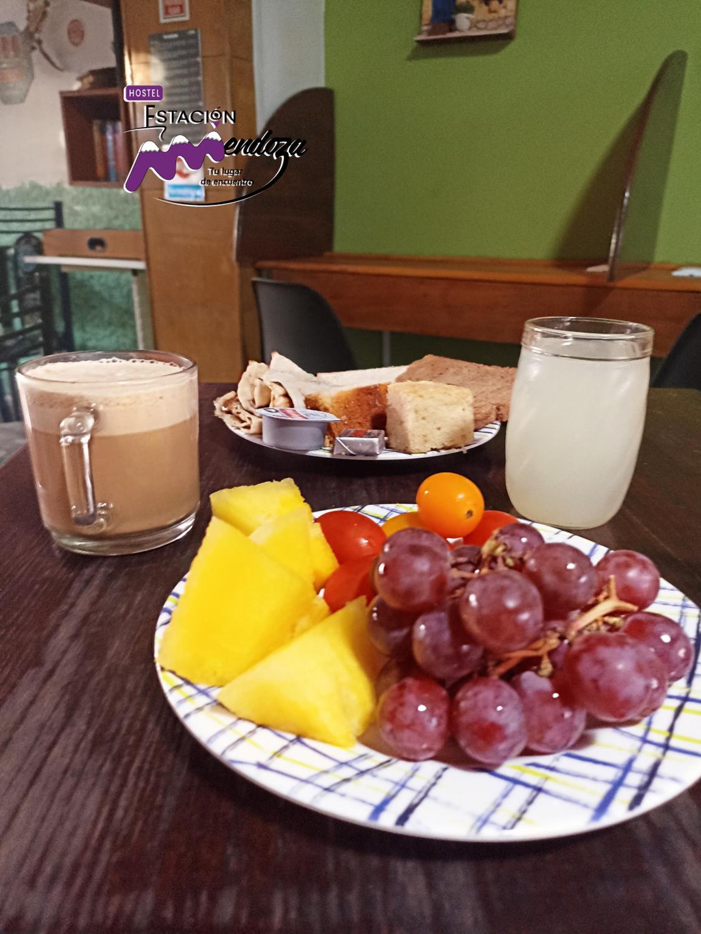 Hostel Estacion Mendoza
