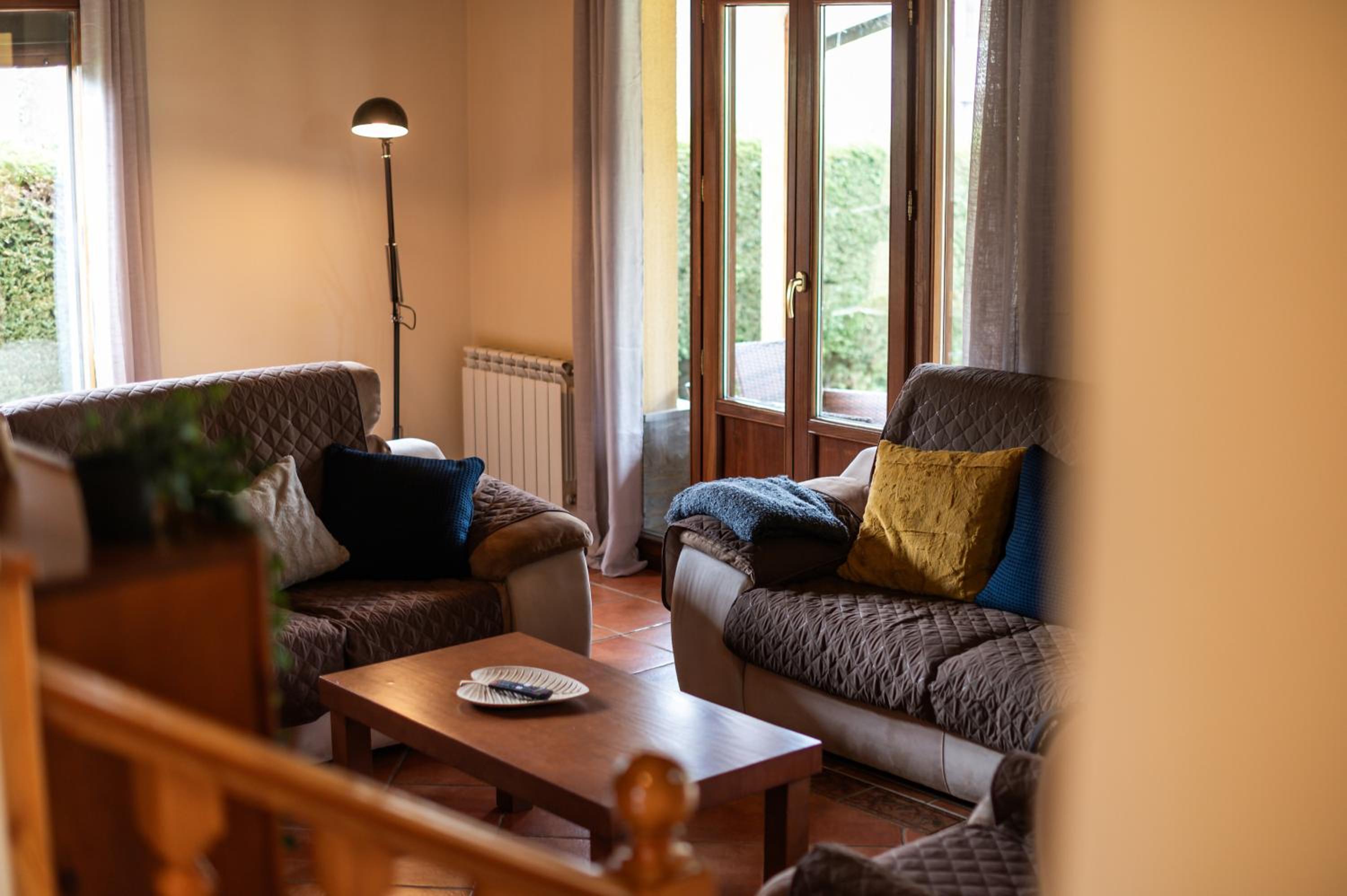 Villa Aire de Asturias Cabrales – Jardín y Rutas