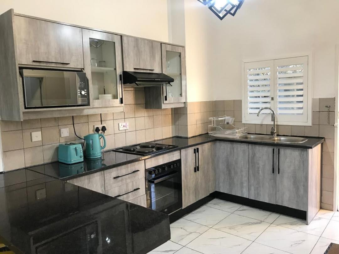 Palm29 at Sunset Mews, Grand Palm - self catering appartment - Your Ideal Getaway for Work or Relaxation