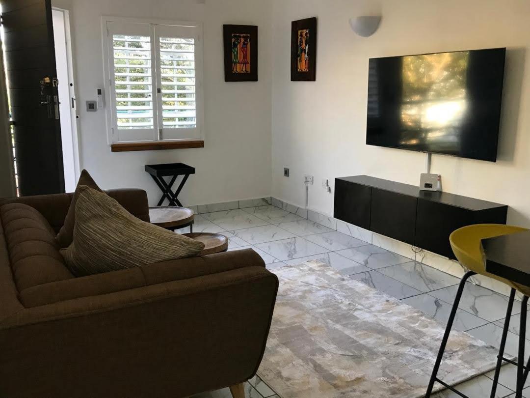 Palm29 at Sunset Mews, Grand Palm - self catering appartment - Your Ideal Getaway for Work or Relaxation