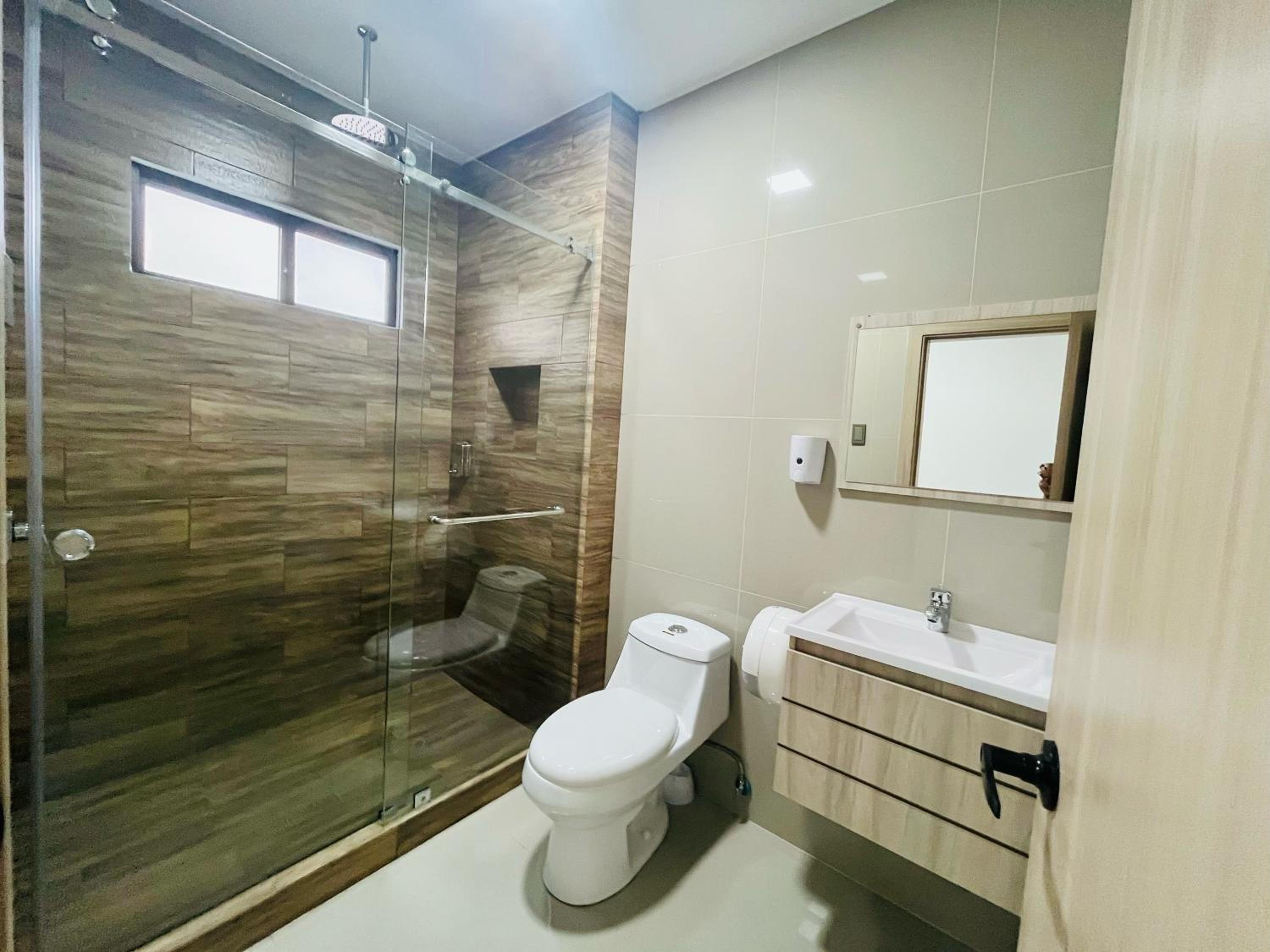 Vista Hills Loft & Jacuzzi a 10min Consulado Americano