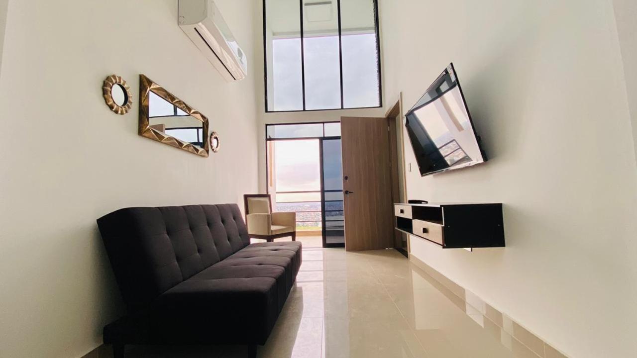 Vista Hills Loft & Jacuzzi a 10min Consulado Americano