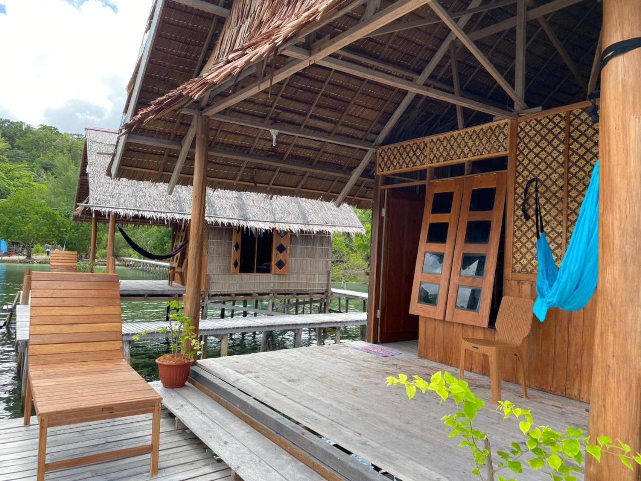 Indos Dive Homestay-Raja Ampat view 2