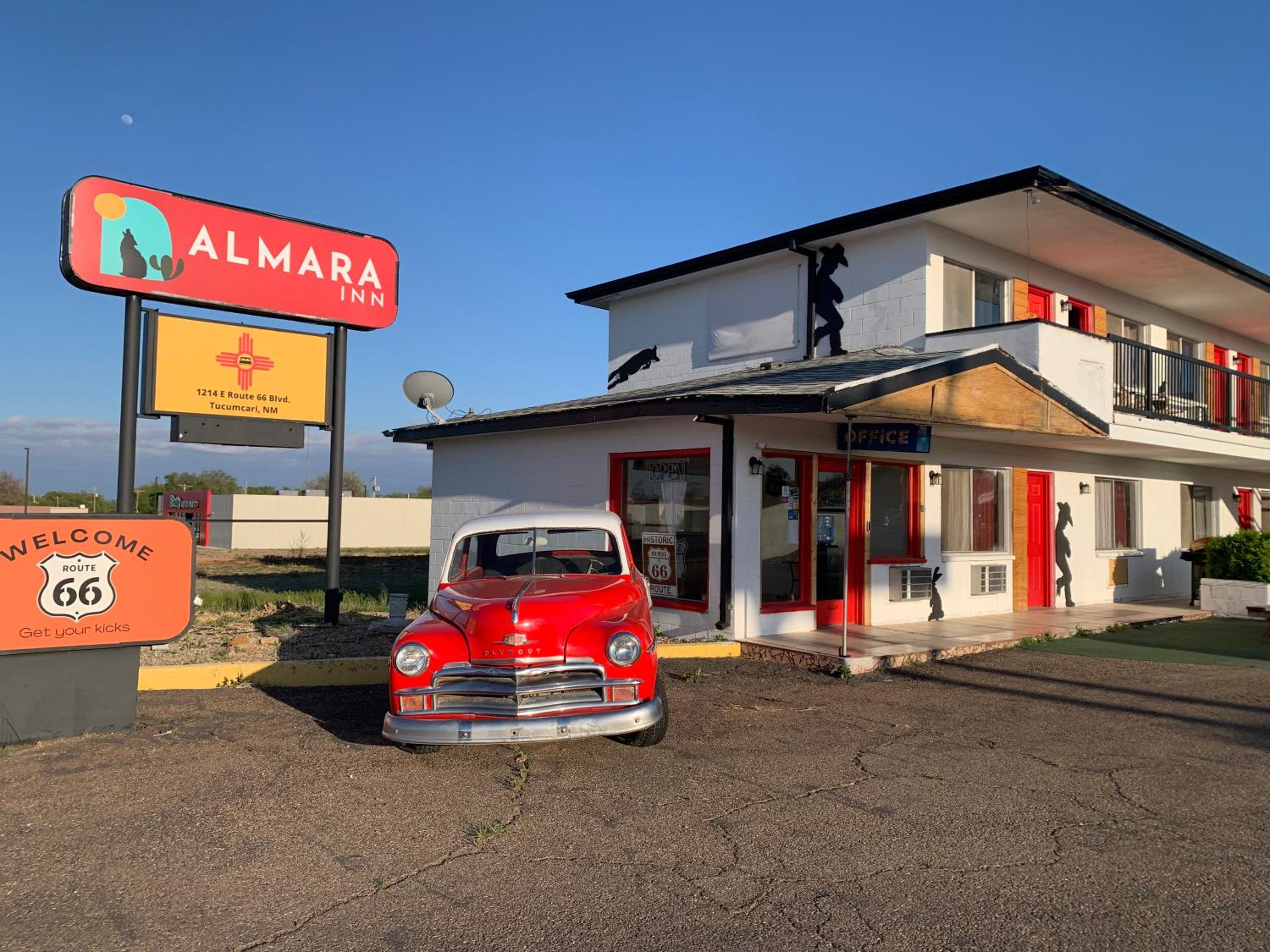 Tucumcari Vacations - Almara Inn - Property Image 1