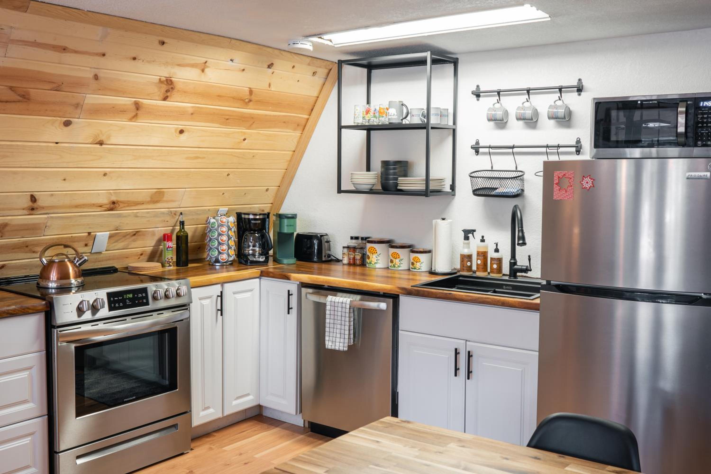 A-Frame Cabin - Mountain Views, Deck, Pet Friendly view 3