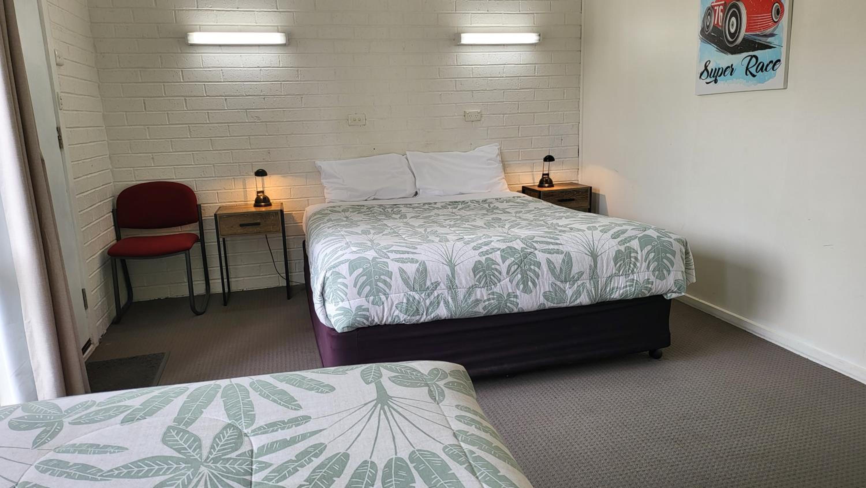KooWeeRup Motel