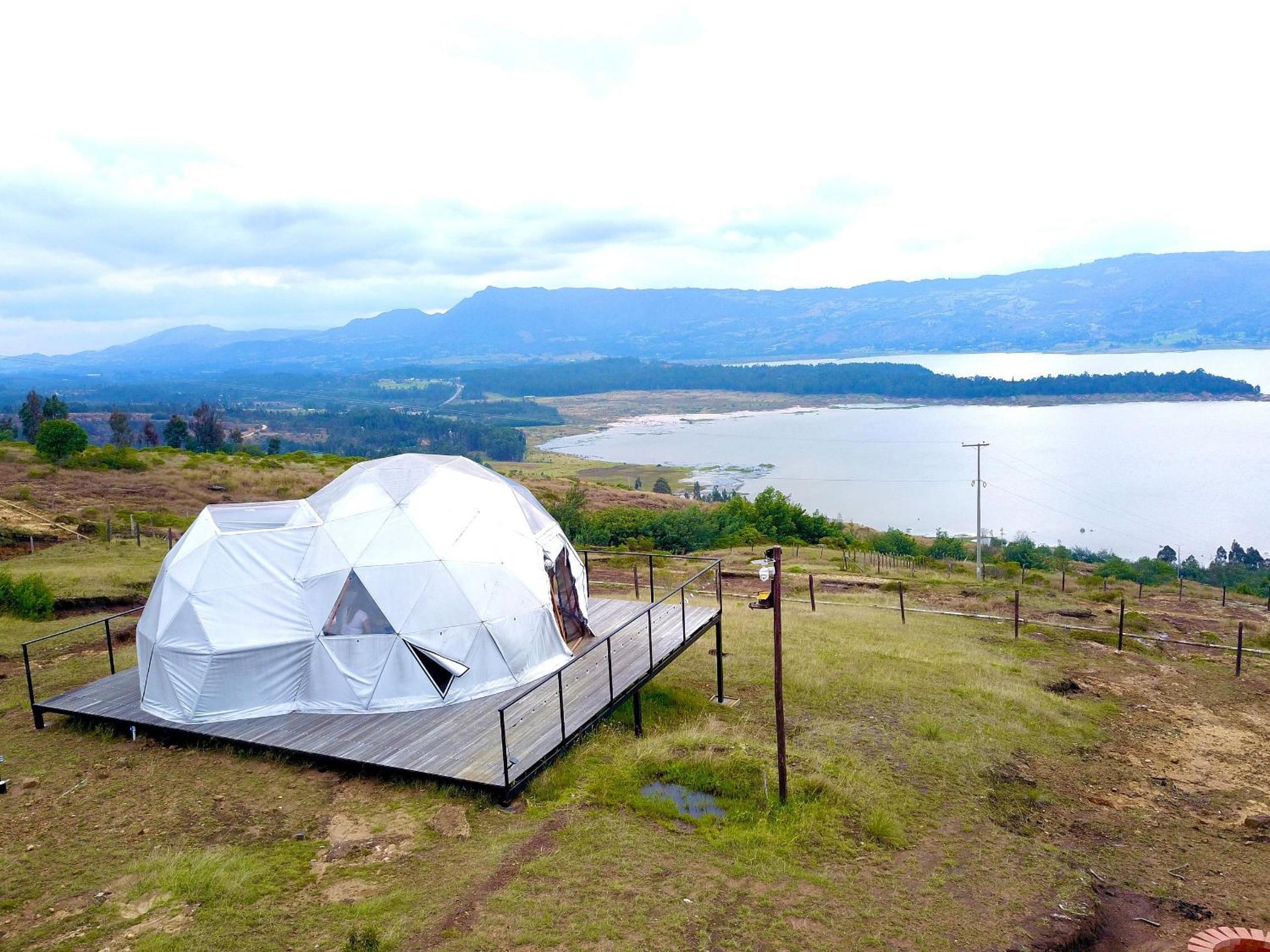 Lujoso Glamping MarQua Spa Guatavita Wifi Cocina