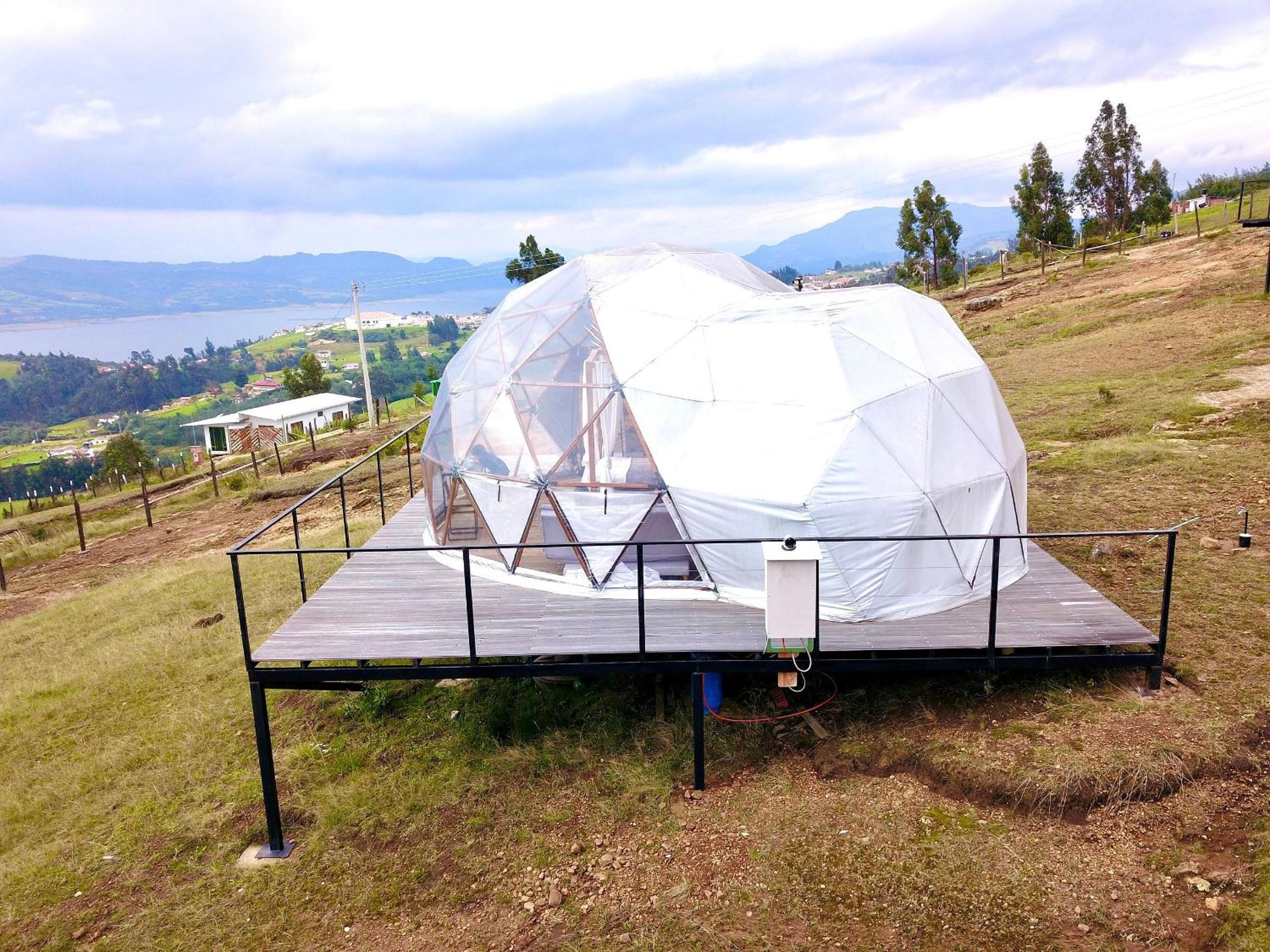 Lujoso Glamping MarQua Spa Guatavita Wifi Cocina