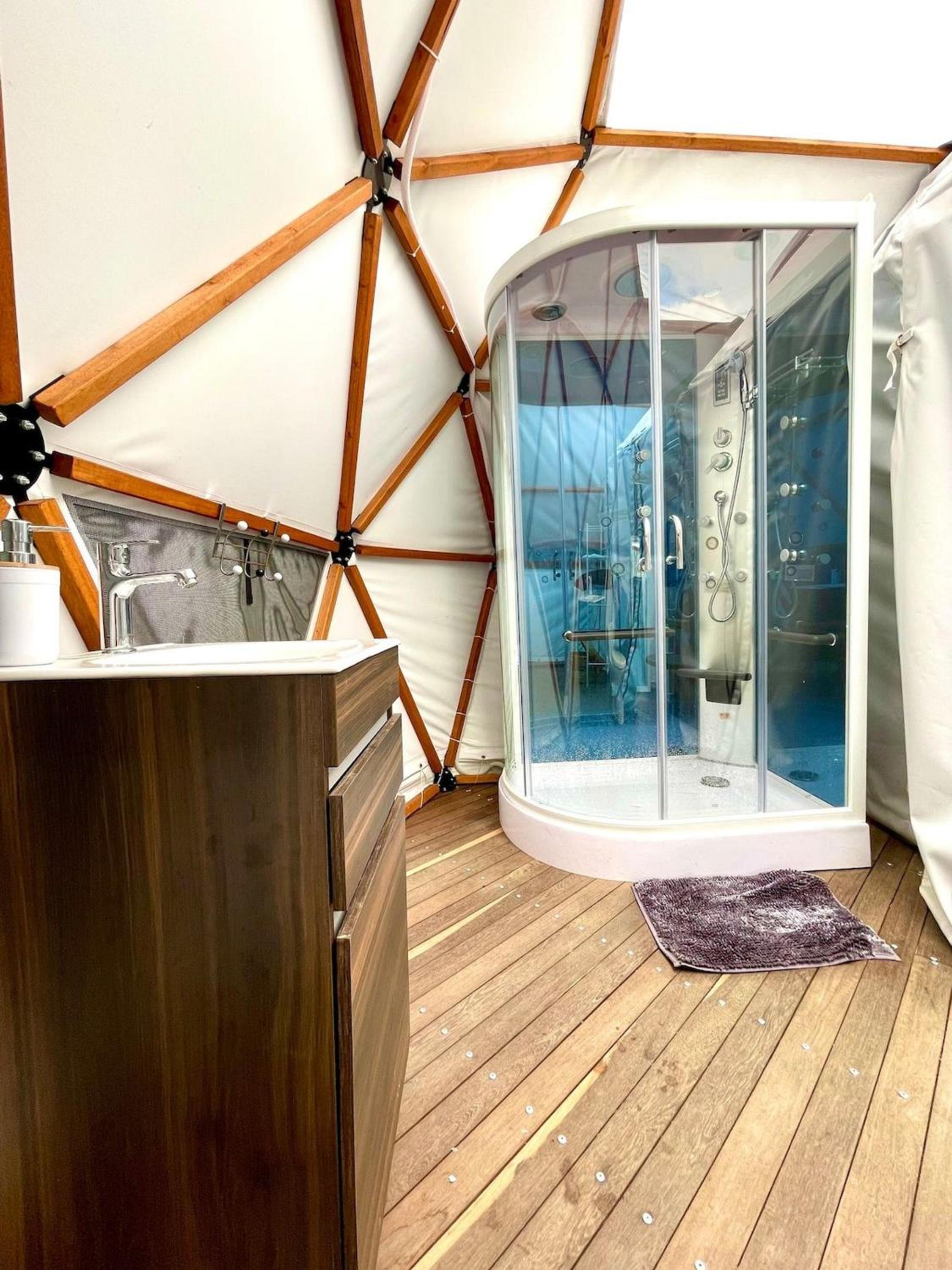 Lujoso Glamping MarQua Spa Guatavita Wifi Cocina