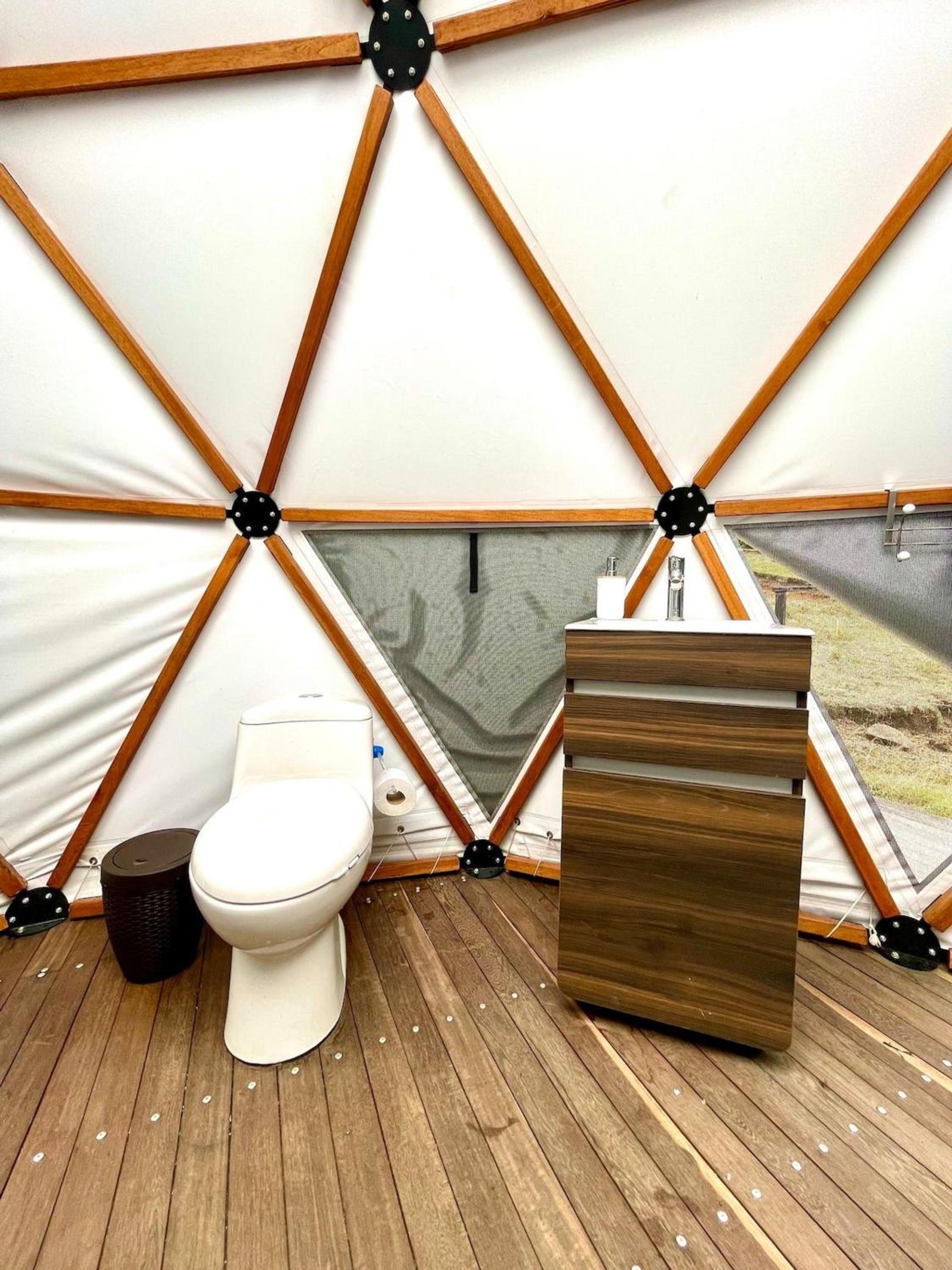 Lujoso Glamping MarQua Spa Guatavita Wifi Cocina