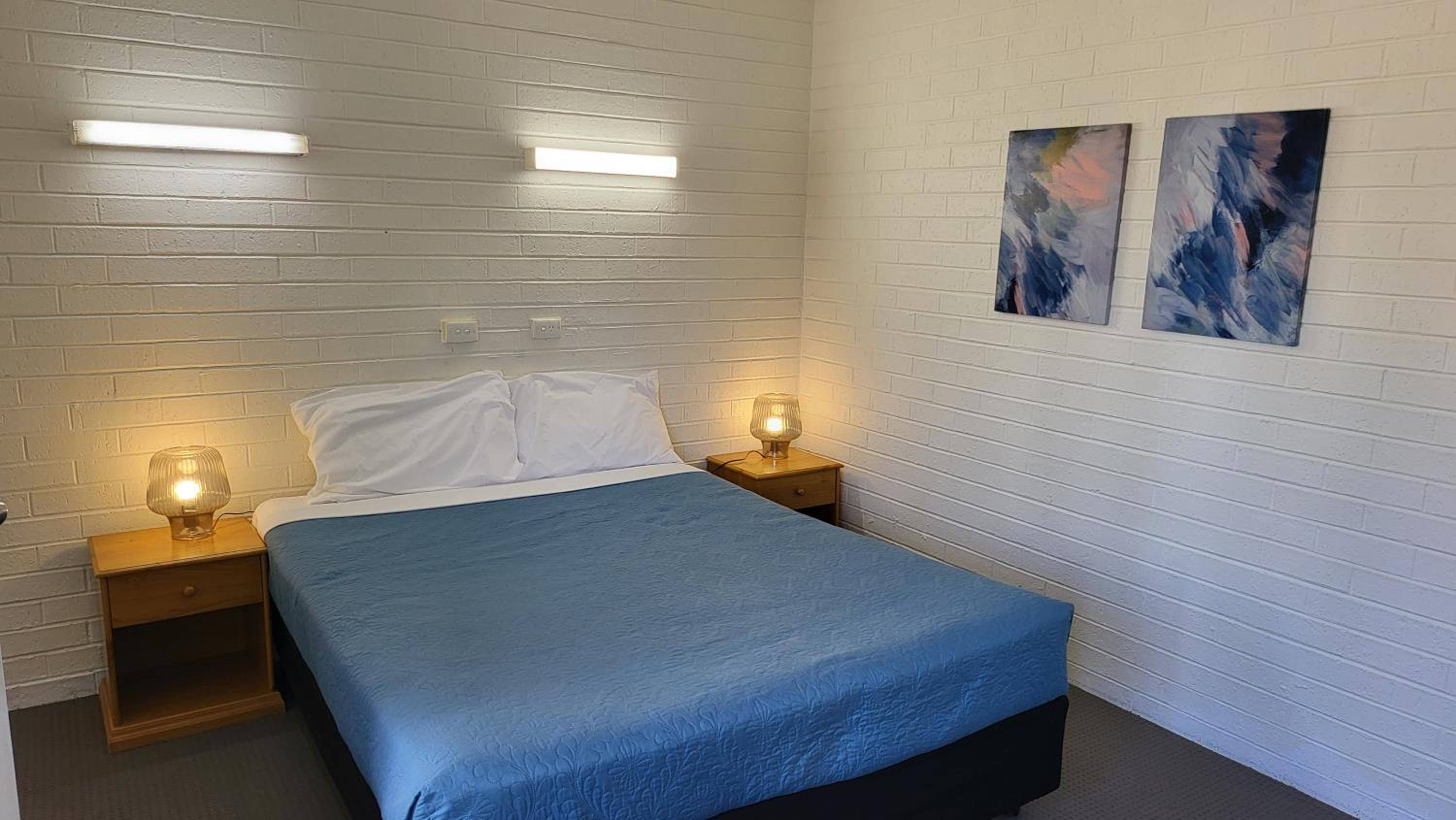 KooWeeRup Motel