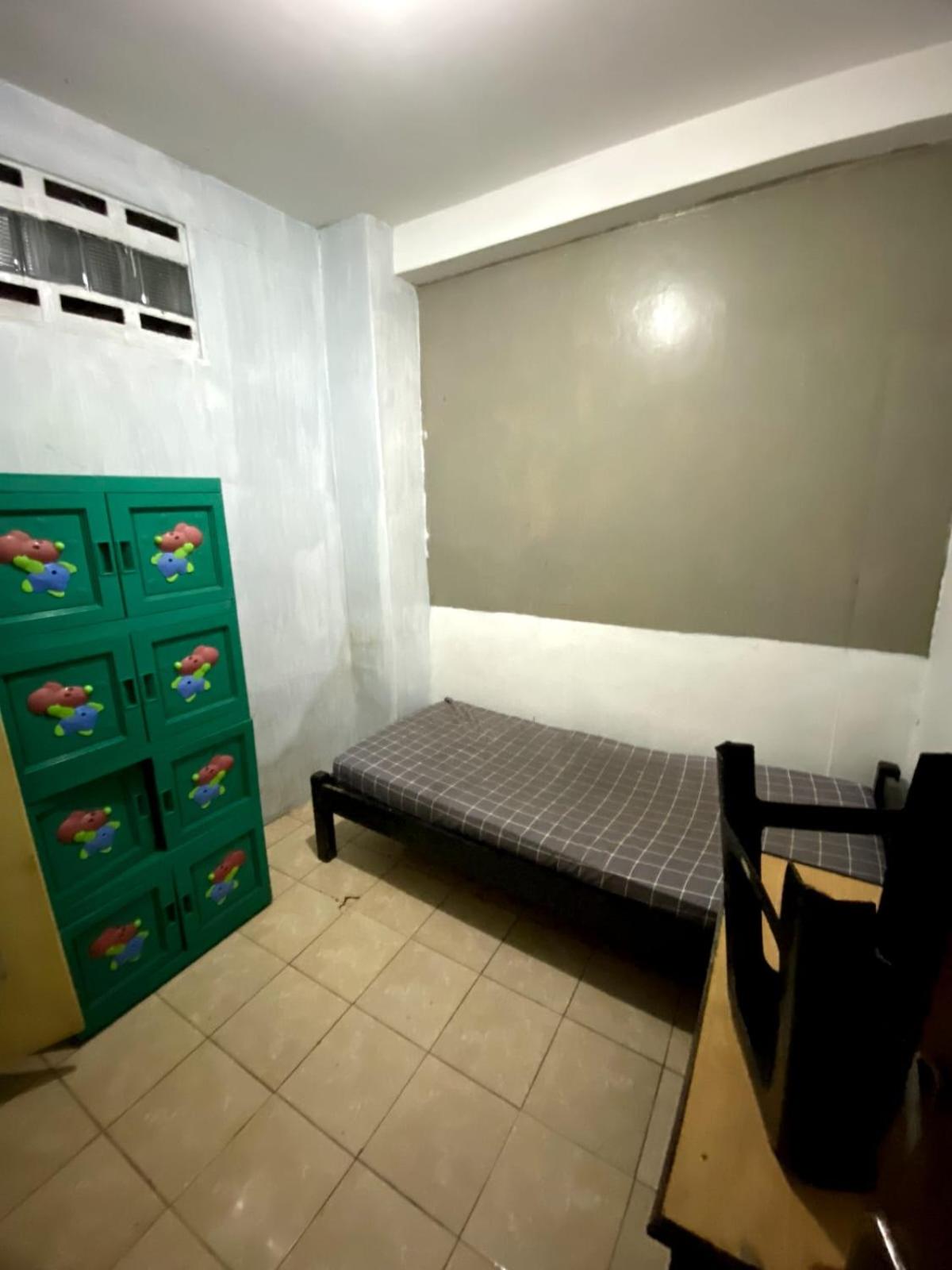 TOKO UNGU GUESTHOUSE