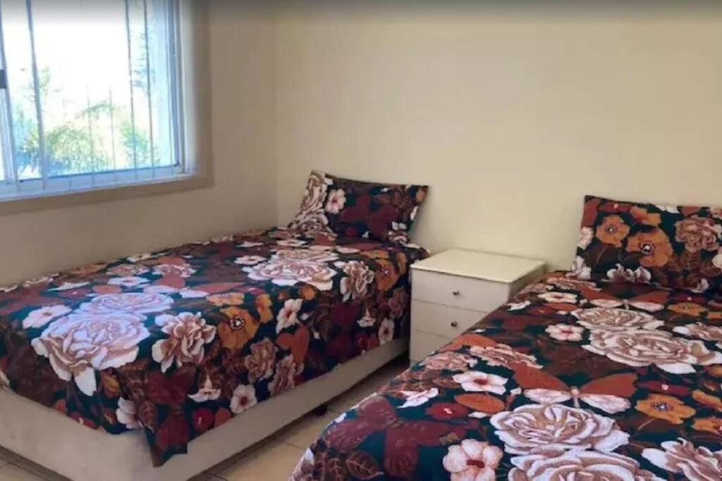 Comfy Unit in Palm Gables Palm Beach!