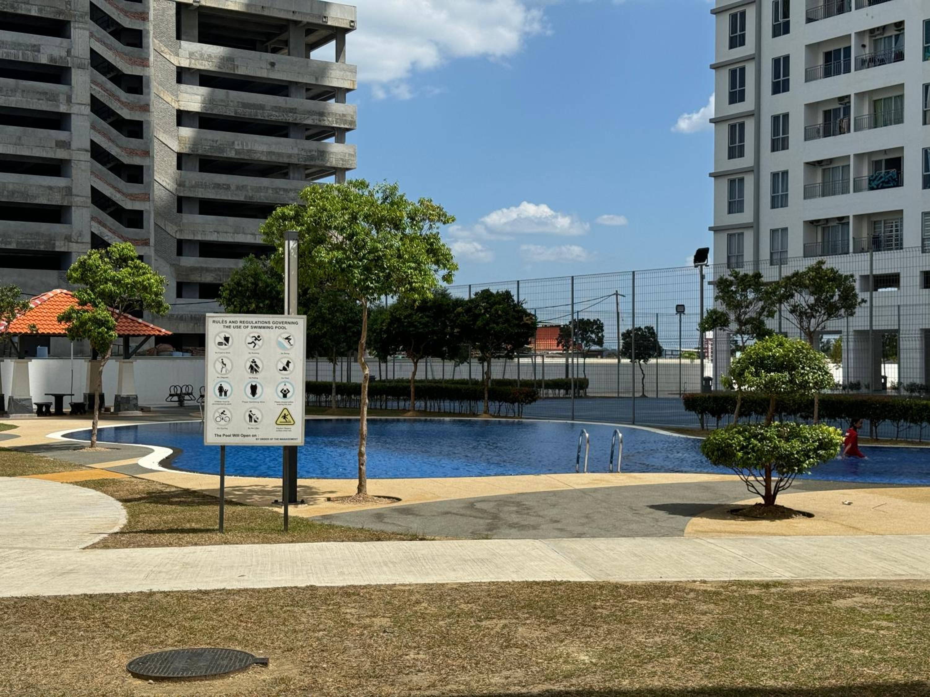 Livistona Luxe Apartment photo 3