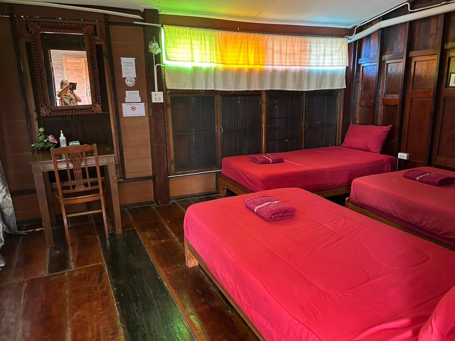 Baan Are Gong Riverside Homestay