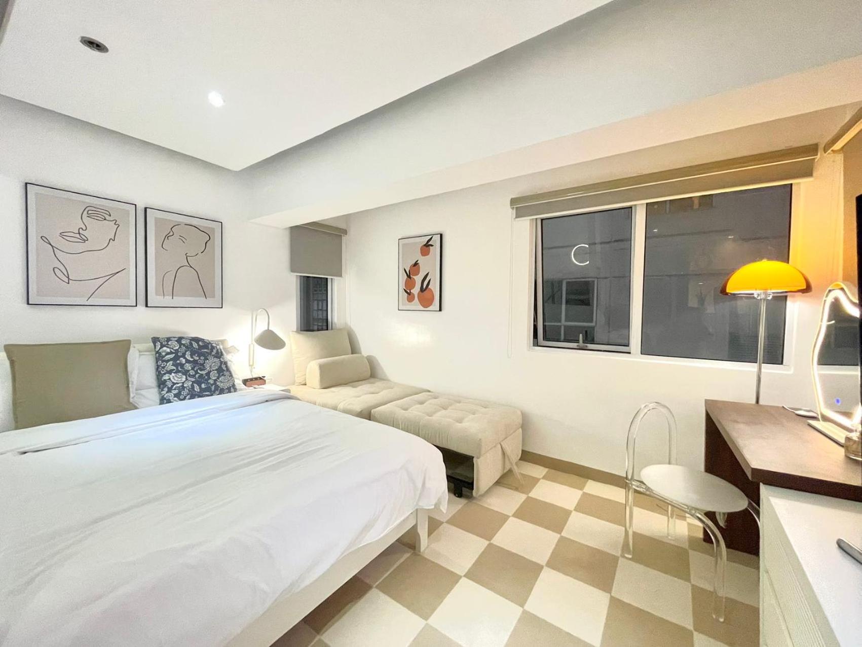 Thompson Suites Fort Victoria Tower BGC Loft Type 1BR