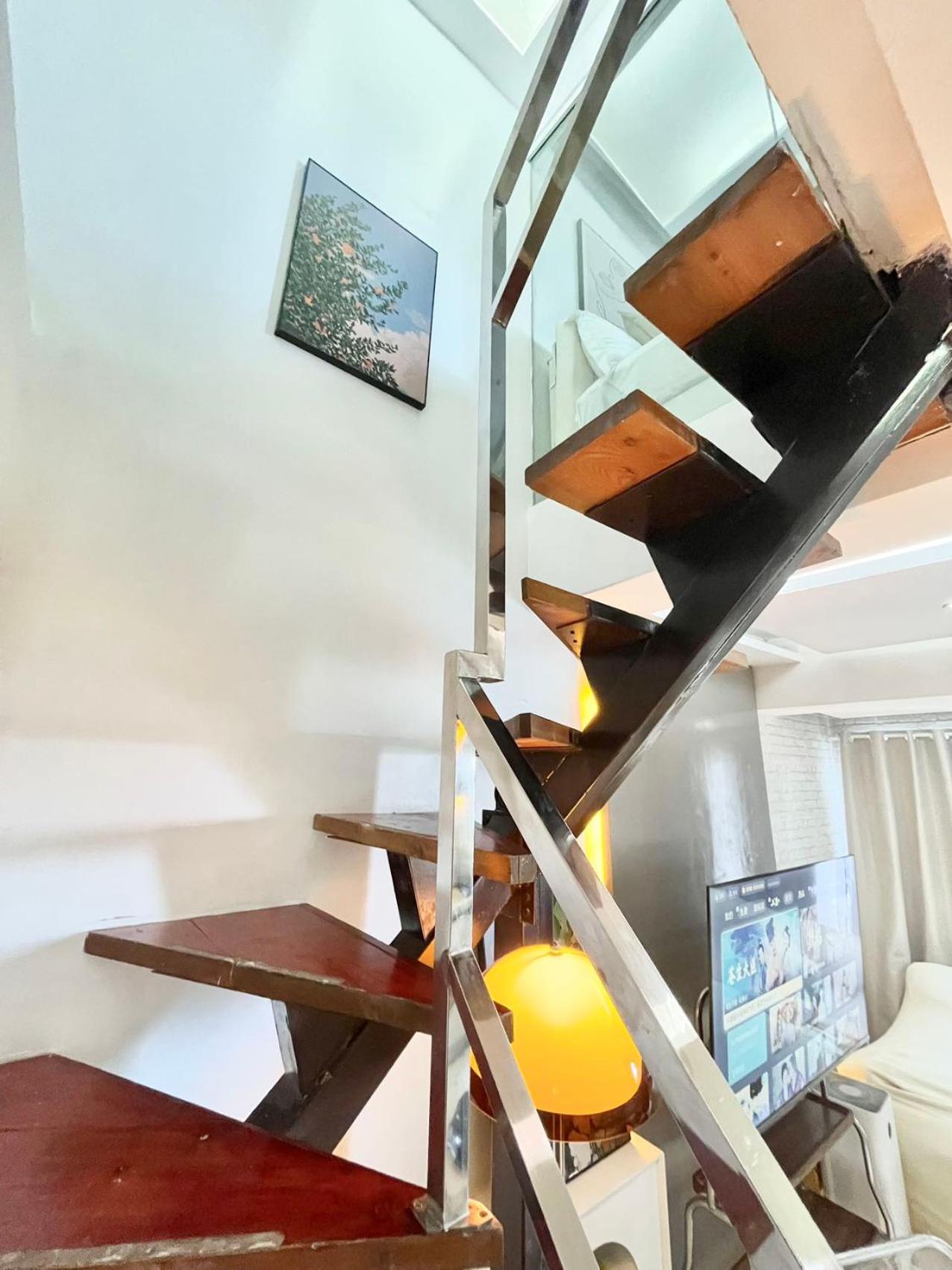Thompson Suites Fort Victoria Tower BGC Loft Type 1BR