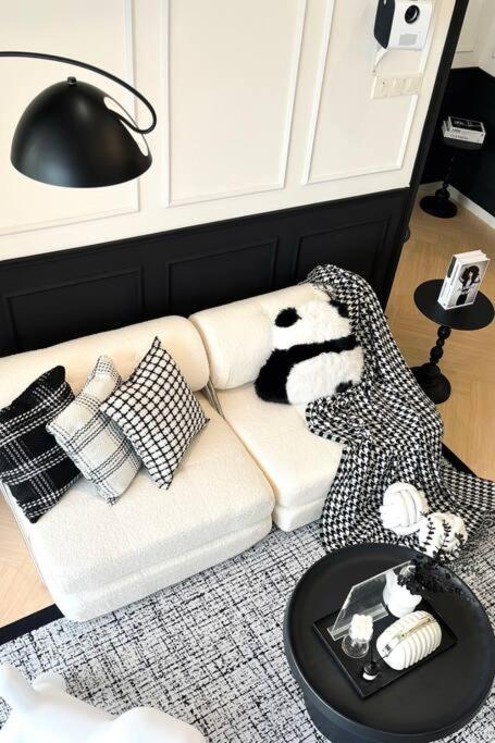 Dooga Ins-Cocohouse L17 Seaview Projector 1-6 Pax