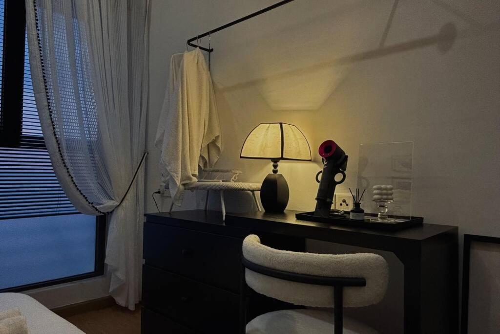 Dooga Ins-Cocohouse L17 Seaview Projector 1-6 Pax
