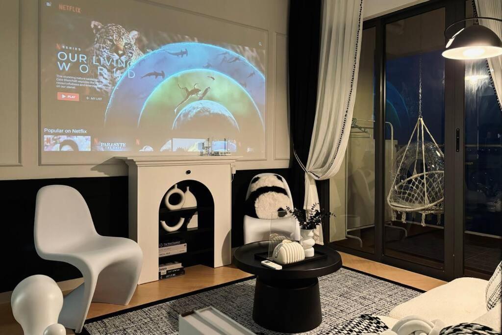Dooga Ins-Cocohouse L17 Seaview Projector 1-6 Pax