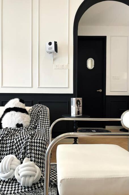 Dooga Ins-Cocohouse L17 Seaview Projector 1-6 Pax