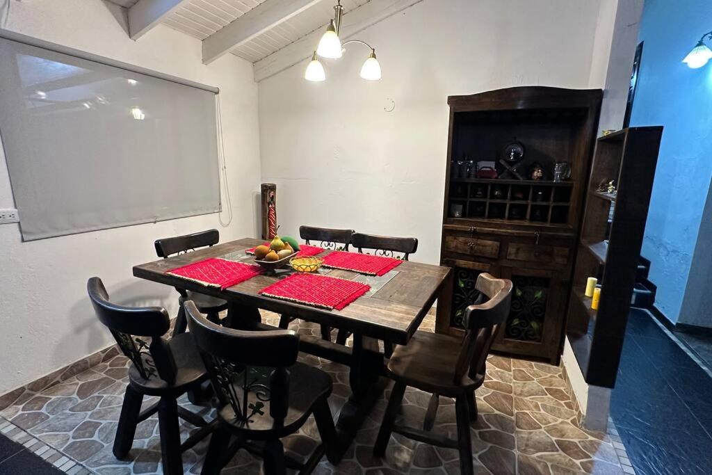 Villa Diana, Condominio Oasis