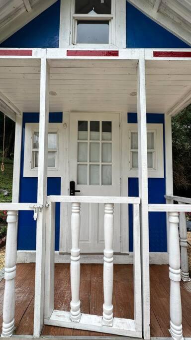 Tiny House On Wheels - Guayabal de Siquima