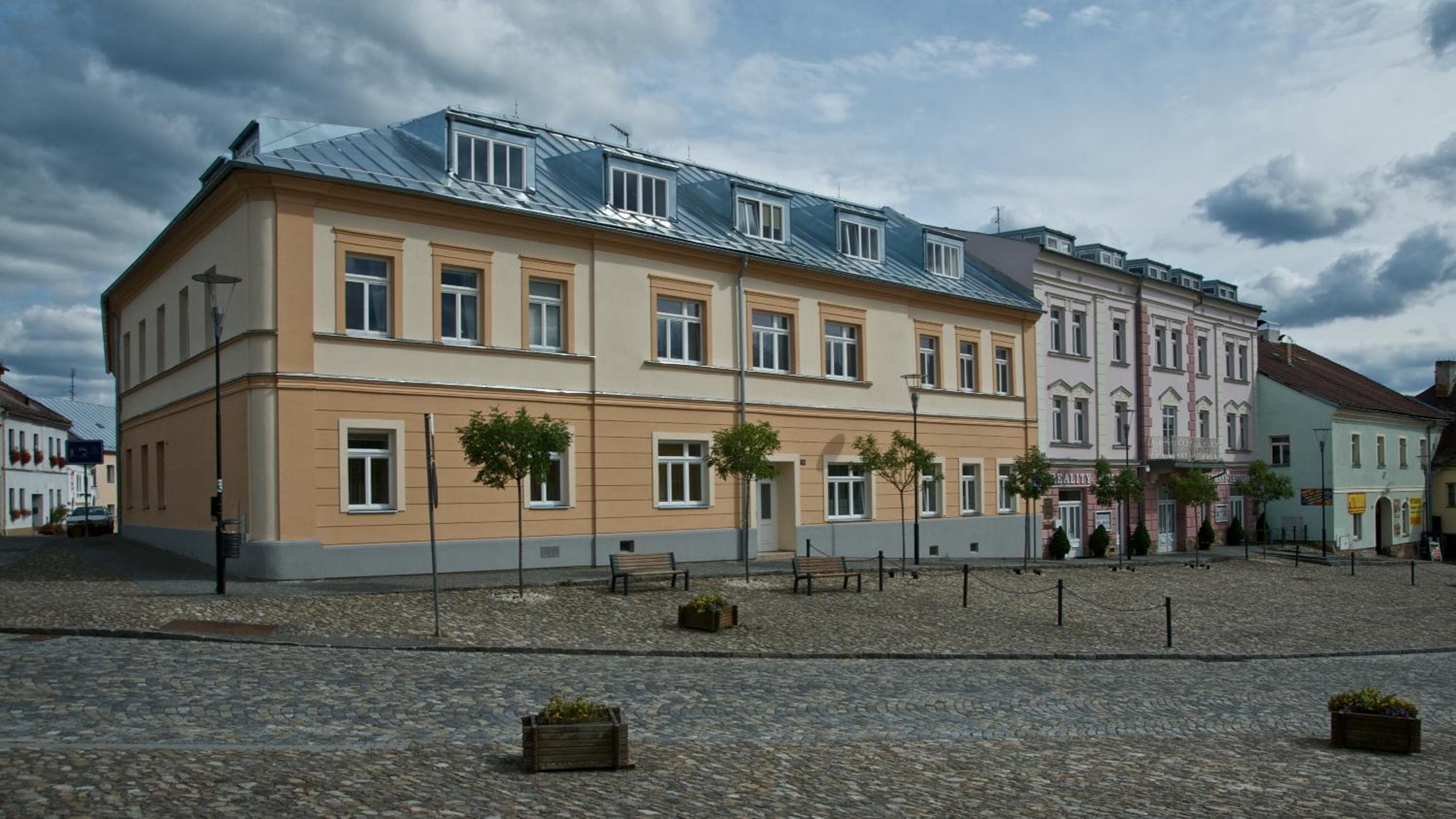 Redfoxapartment Central