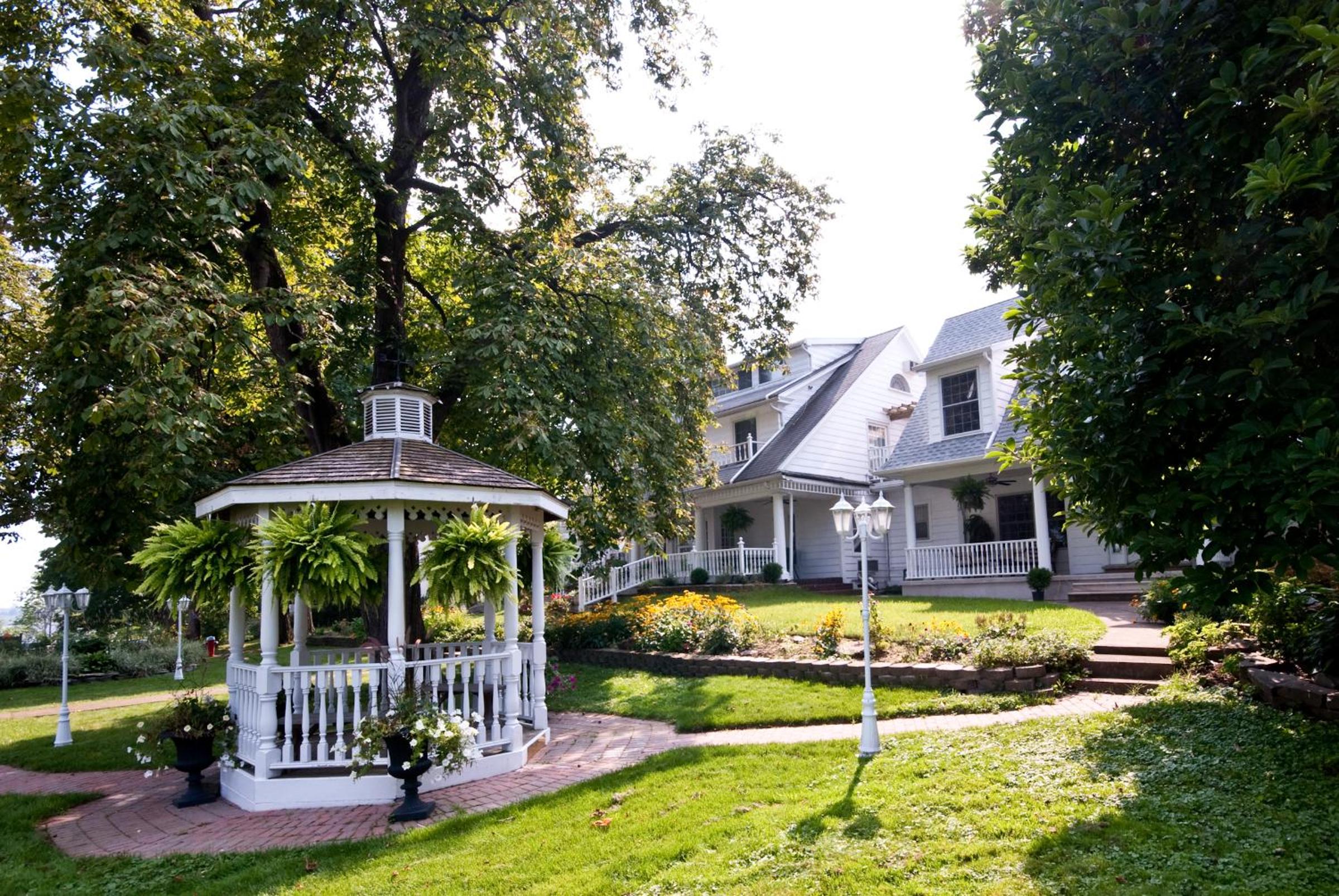 Chestnut Inn