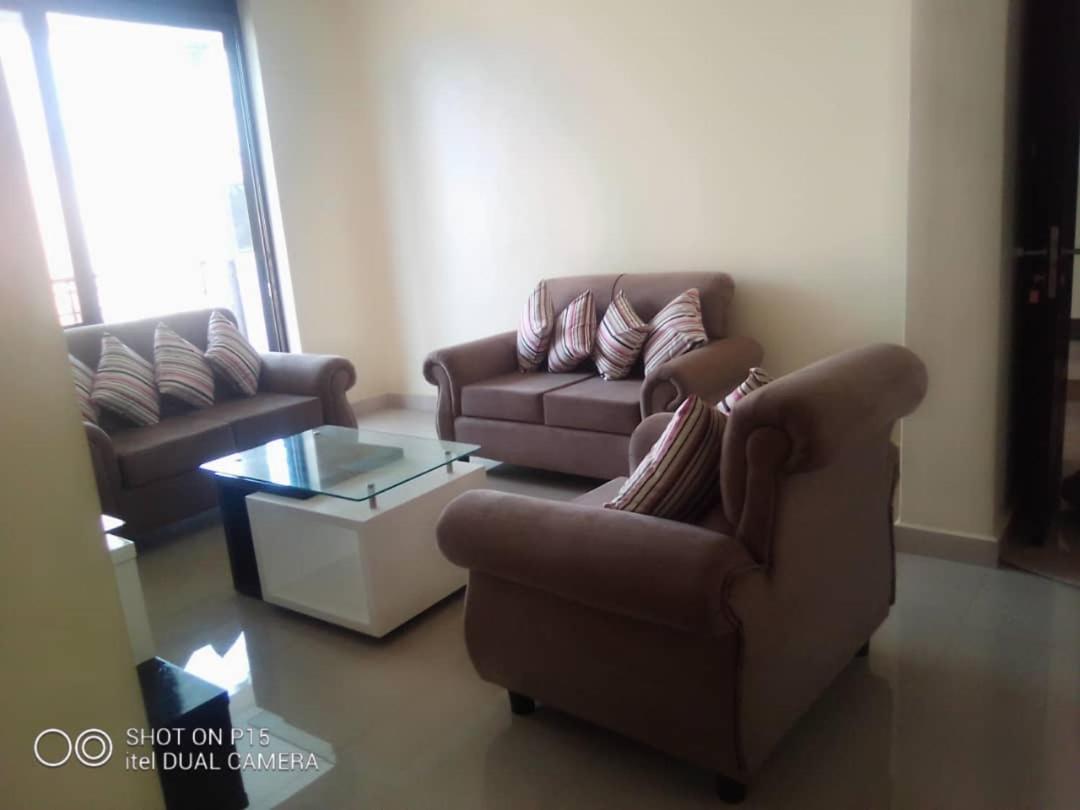 VILLA FIORI APARTMENTS view 2