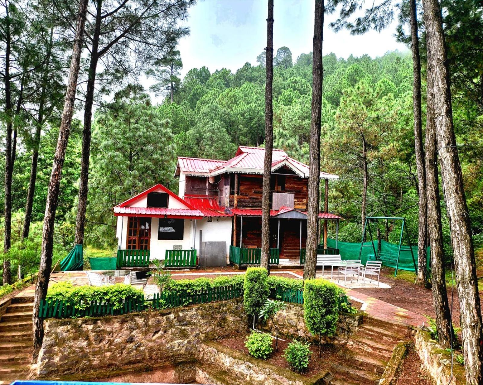 Pine Valley Resort view 3