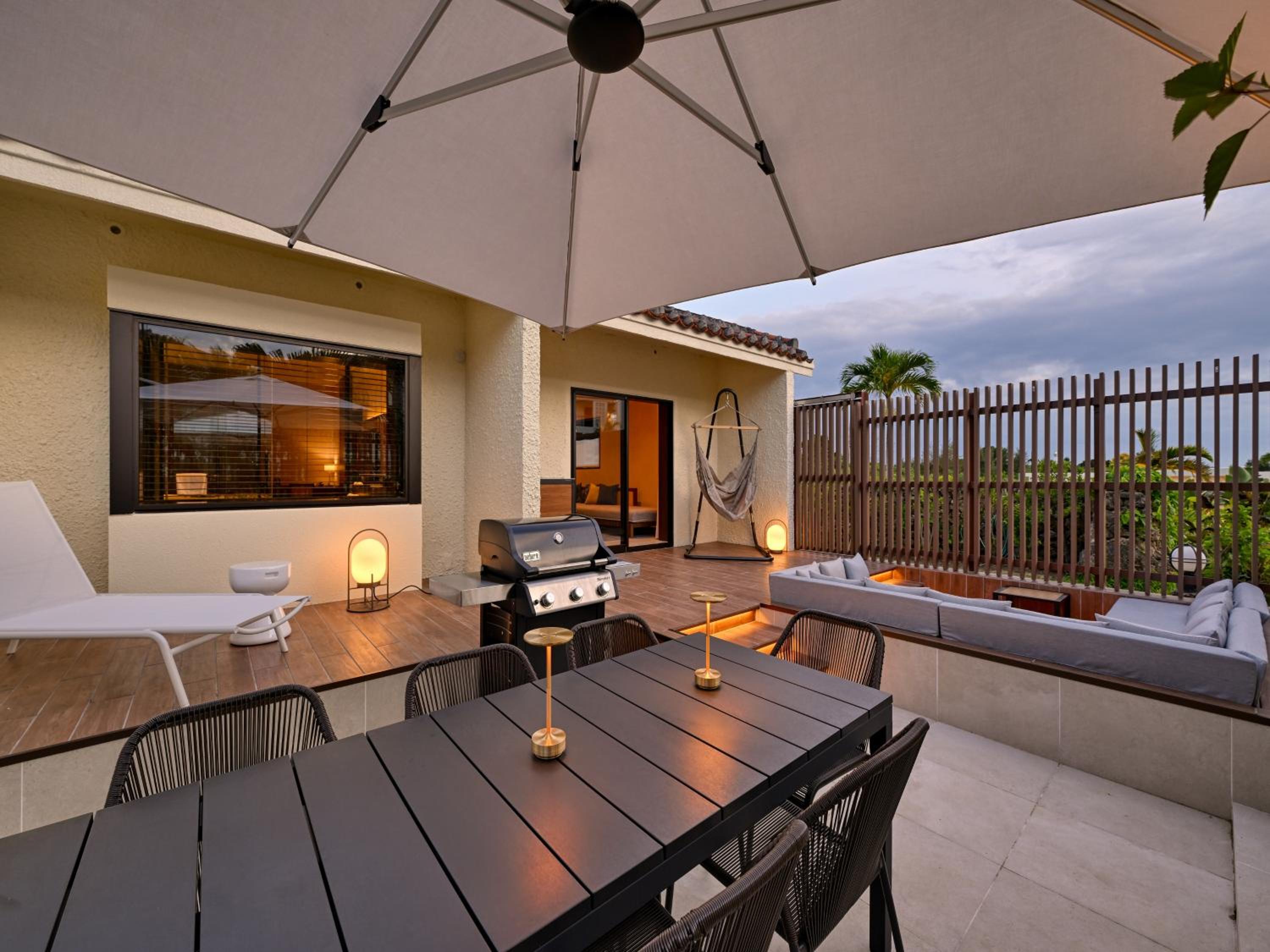 FUSAKI BEACH RESORT HOTEL & VILLAS