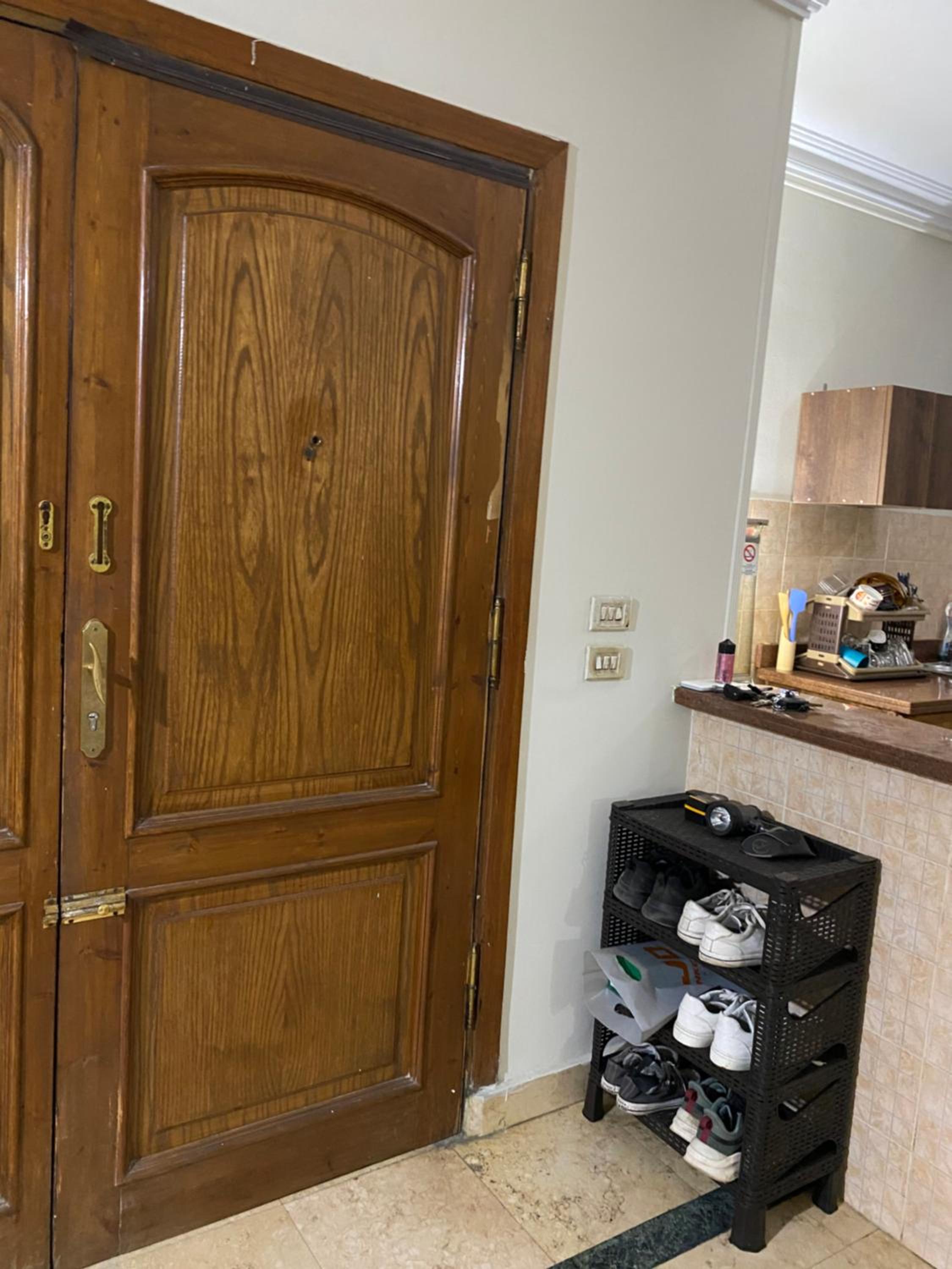 Room1 Degla 3br apt for singles and couples.