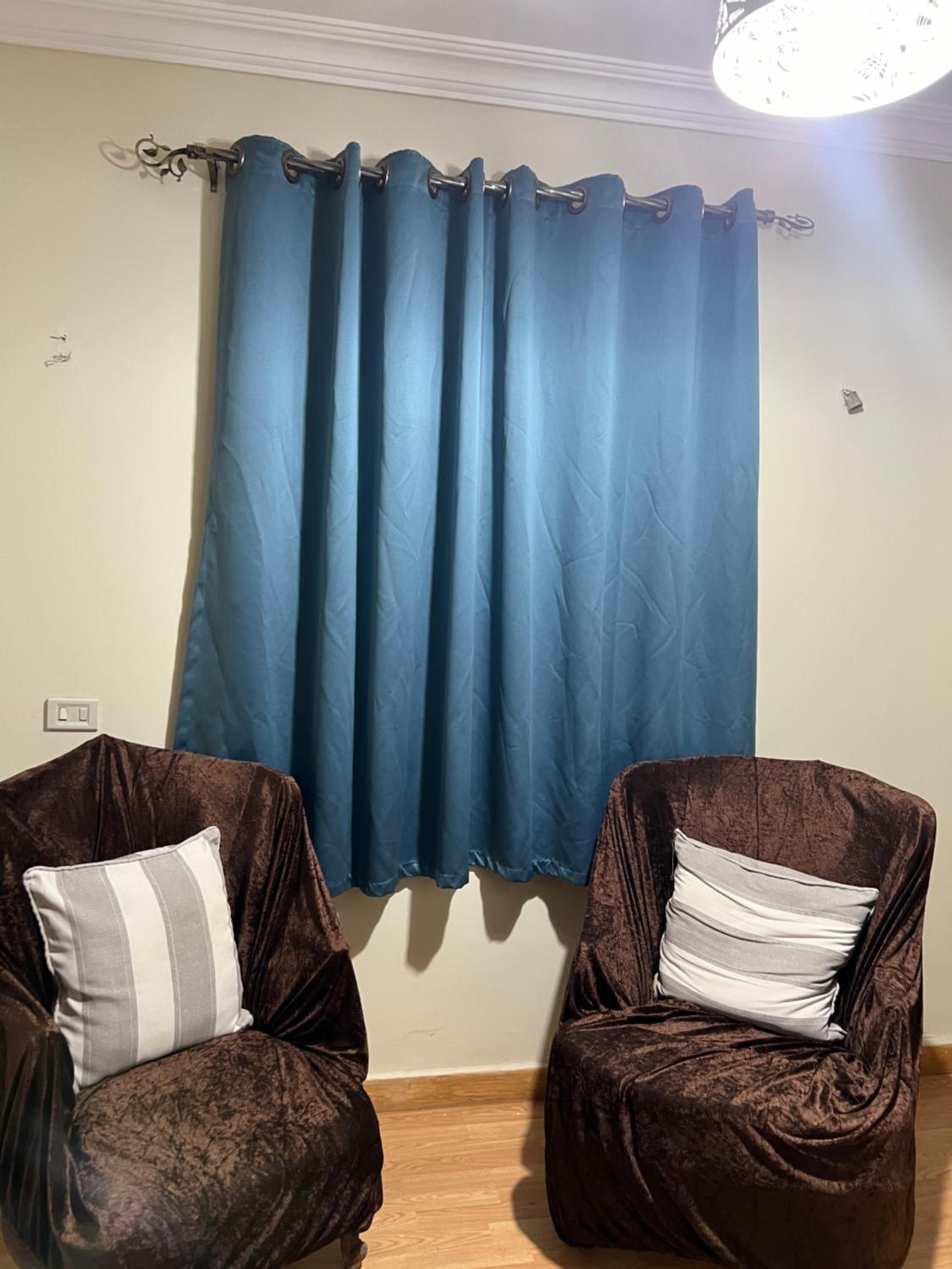 Room1 Degla 3br apt for singles and couples.