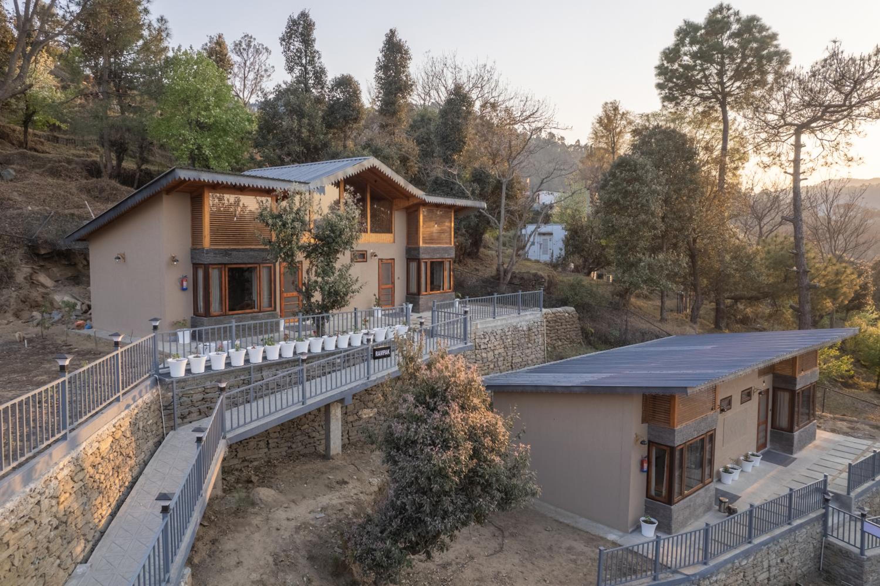 Rudraa resort and restaurant