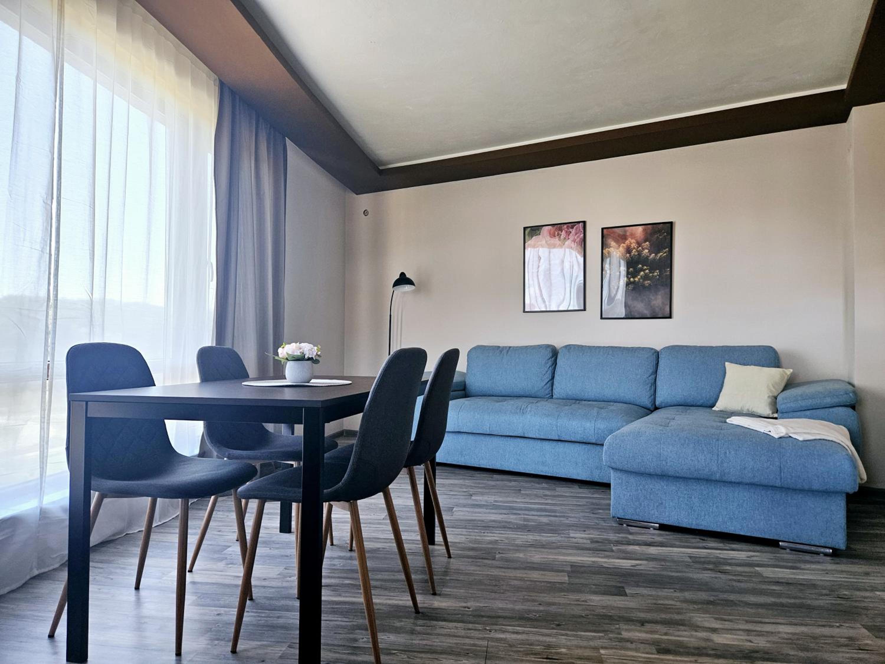 Apartment 22