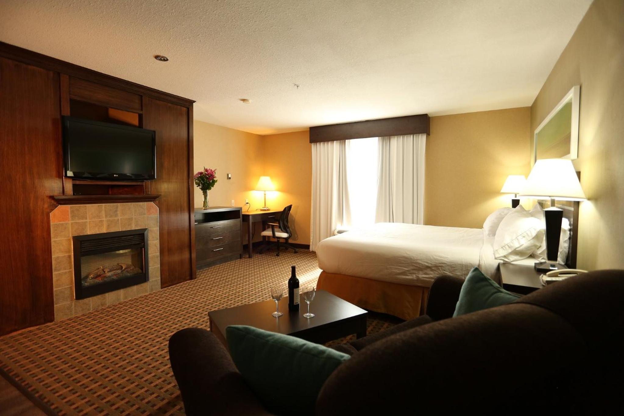 Vernon Vacations - Holiday Inn Express Hotel  Suites Vernon, an IHG Hotel - Property Image 83