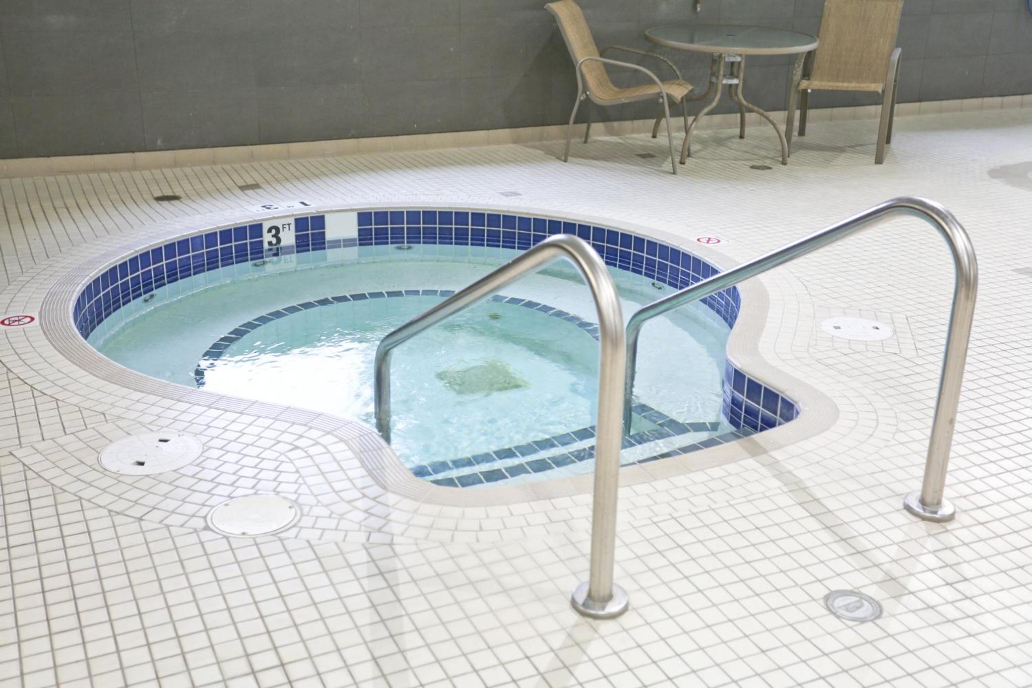 Vernon Vacations - Holiday Inn Express Hotel  Suites Vernon, an IHG Hotel - Property Image 69