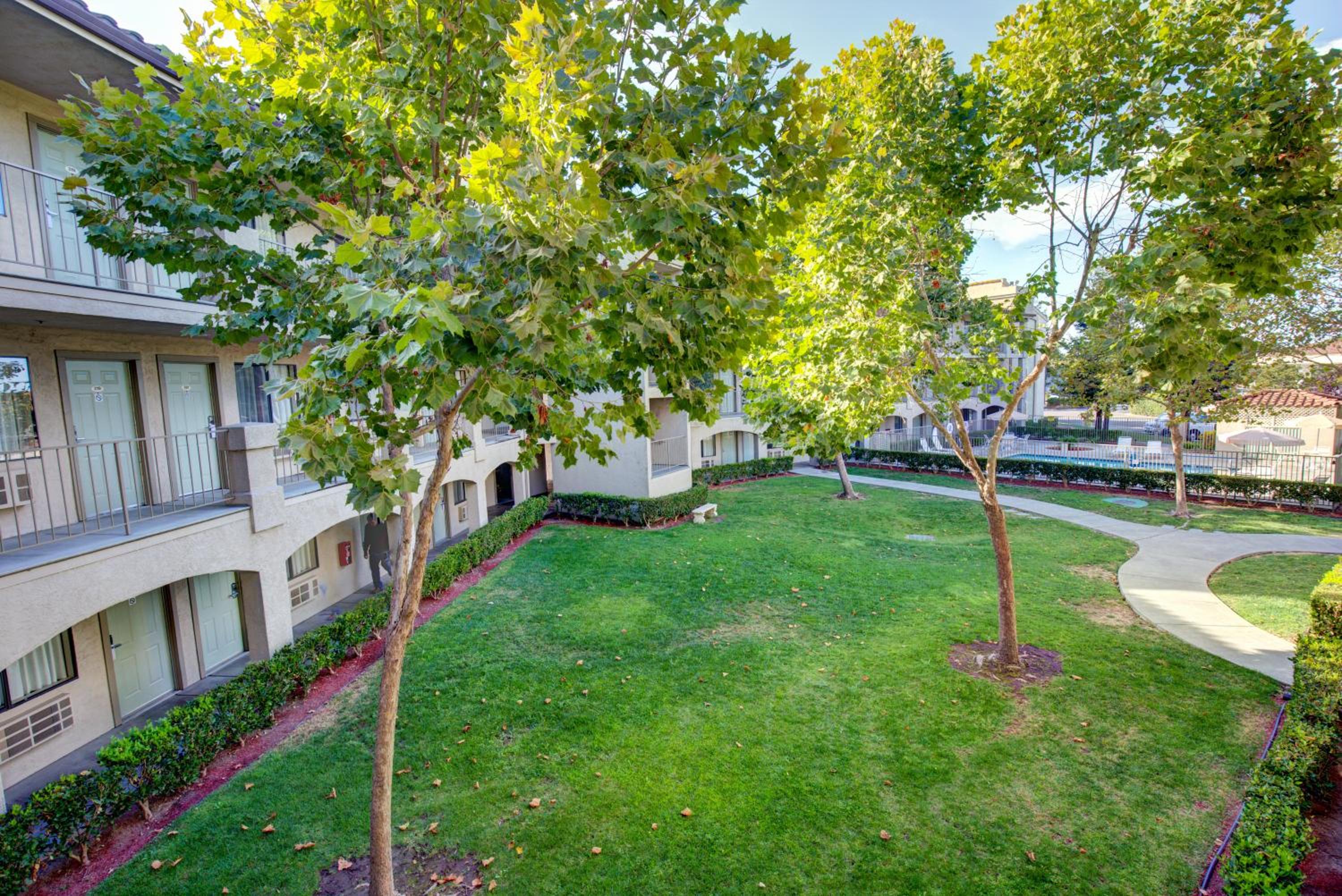 Rohnert Park Vacations - Inn at Rohnert Park - Property Image 7