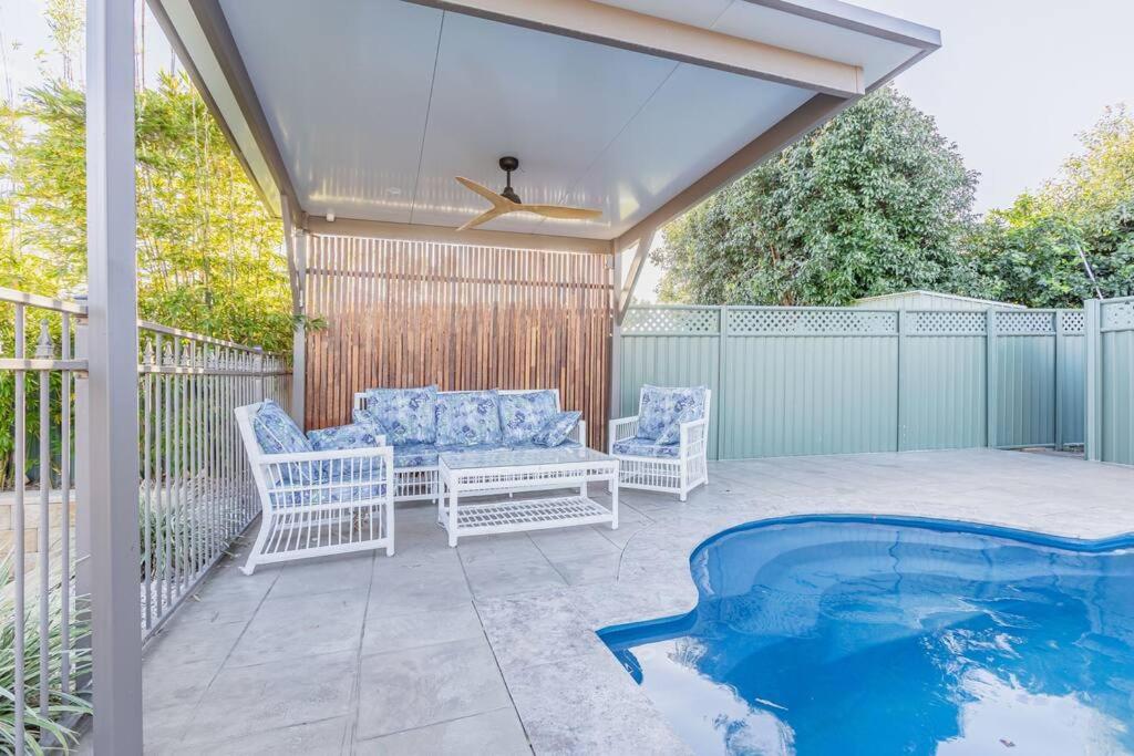 Dubbo’s Hidden Gem: Luxurious Poolside Living