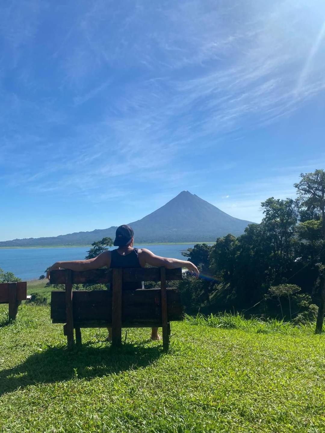 Sunset Inn Arenal B&B
