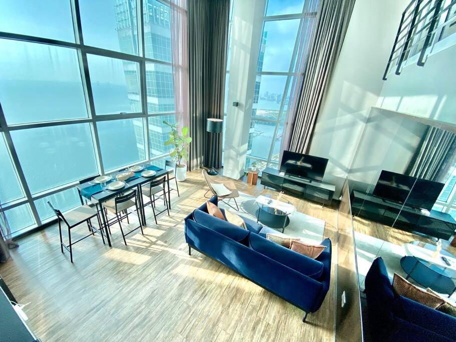 Maritime Suites - 2min drive to Georgetown 18min from airport FULL SEAVIEW 2BR 2 bathrooms Suites photo 8