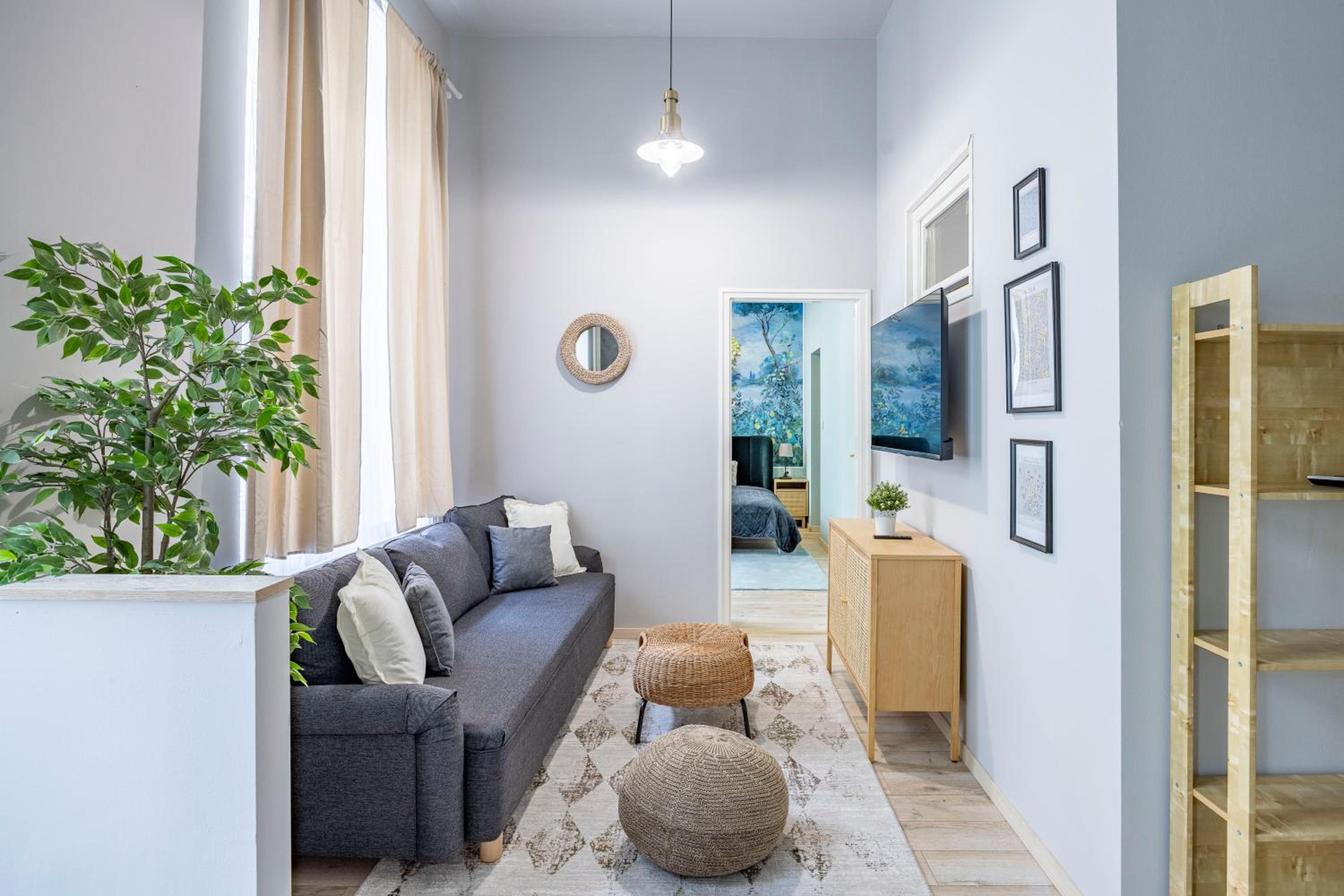 Hidden Gem with Terrace on the Andrássy Fashion Road