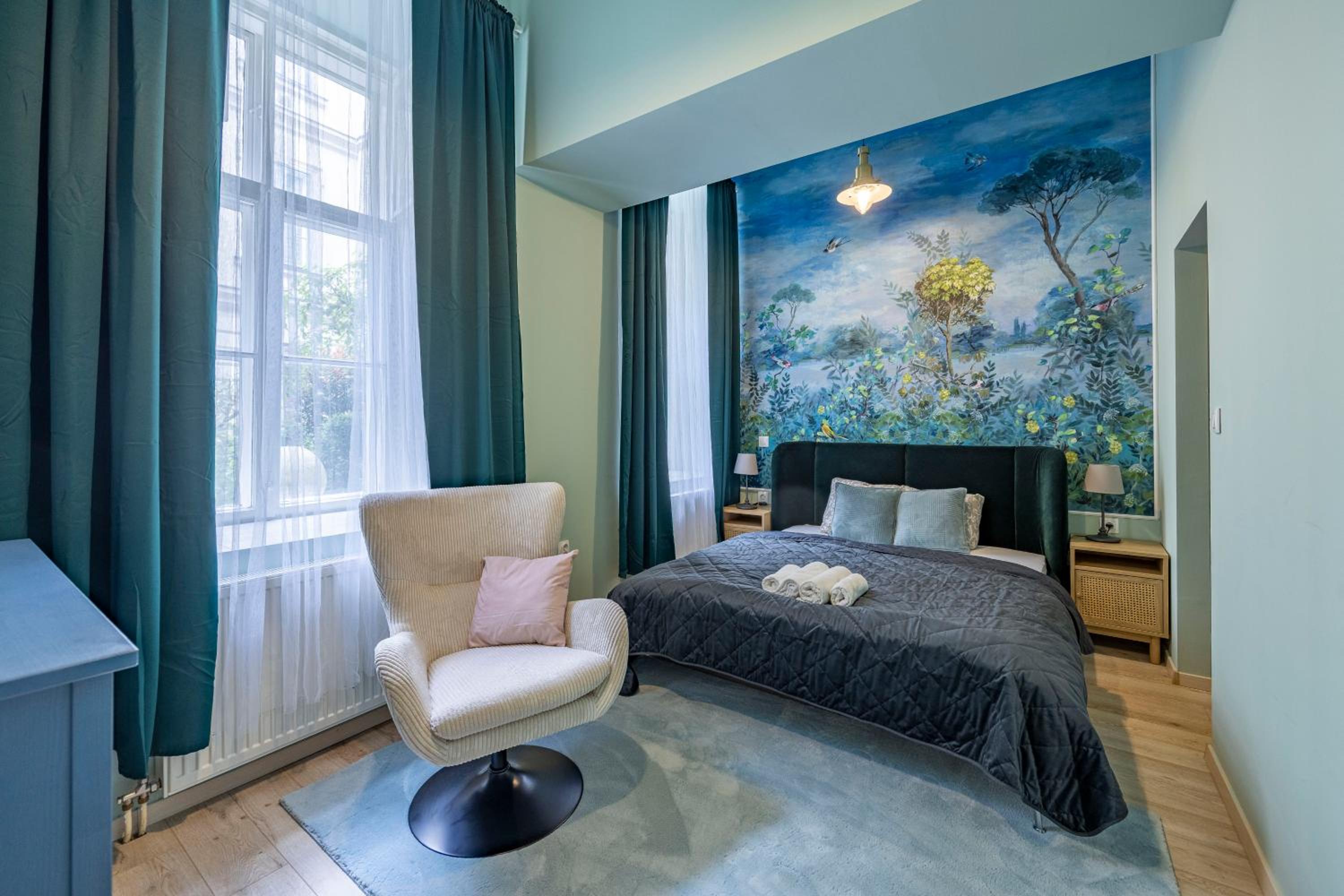 Hidden Gem with Terrace on the Andrássy Fashion Road