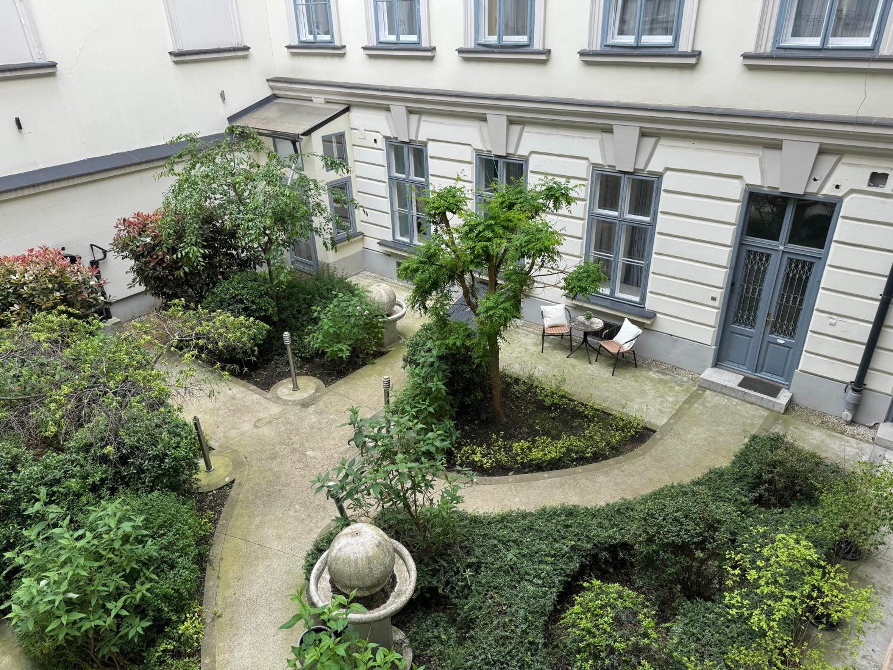 Hidden Gem with Terrace on the Andrássy Fashion Road