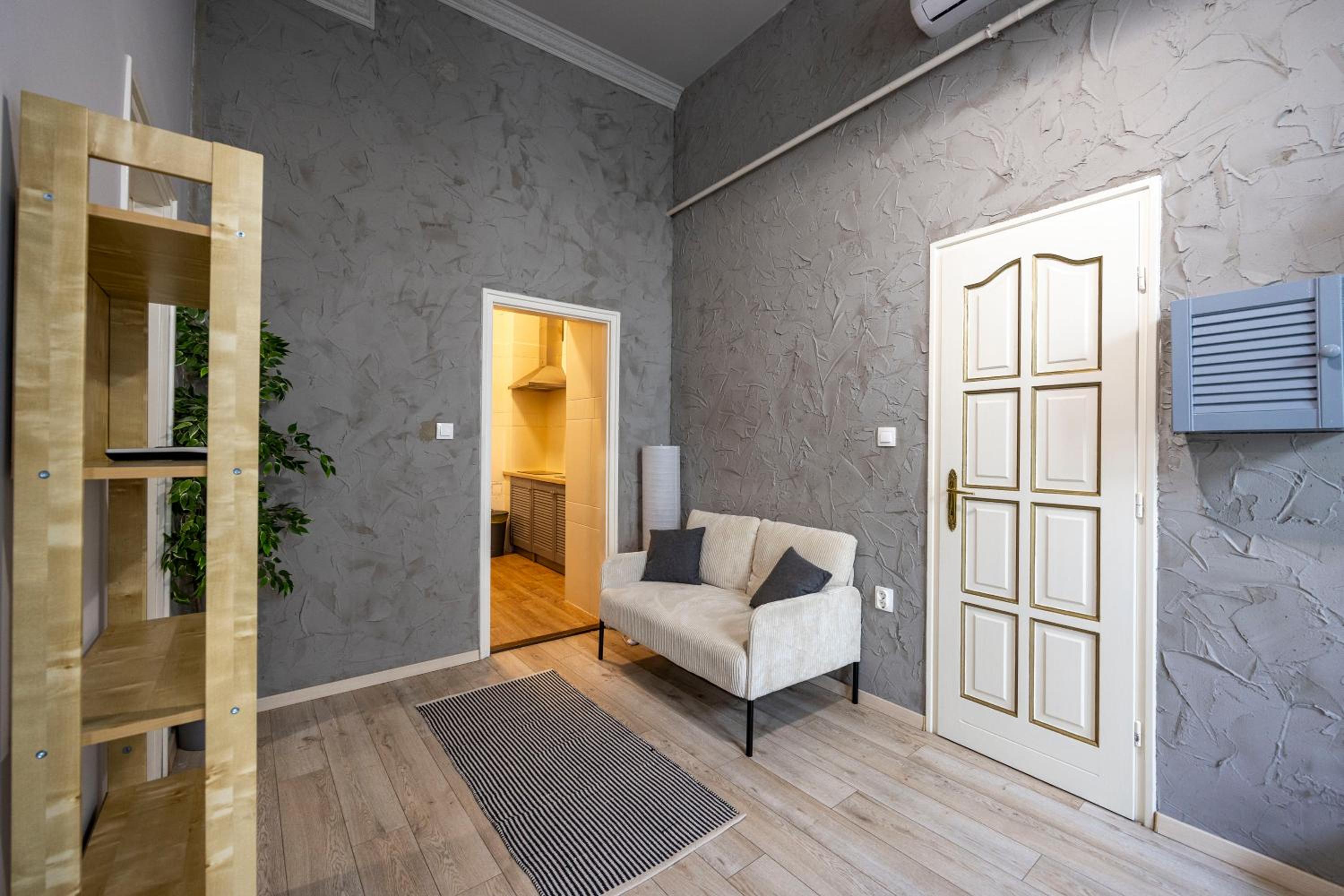 Hidden Gem with Terrace on the Andrássy Fashion Road