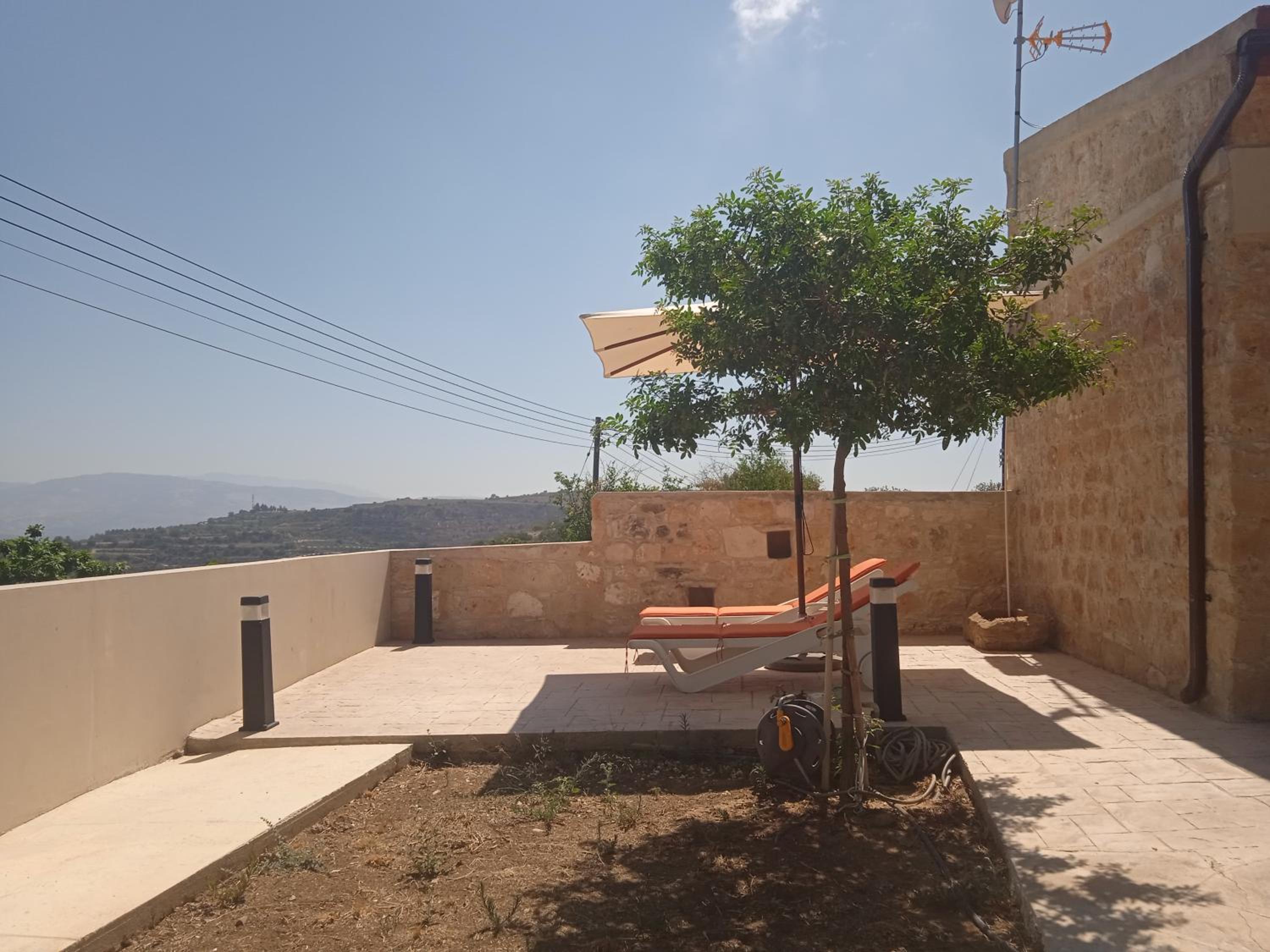Papageorgios Village House