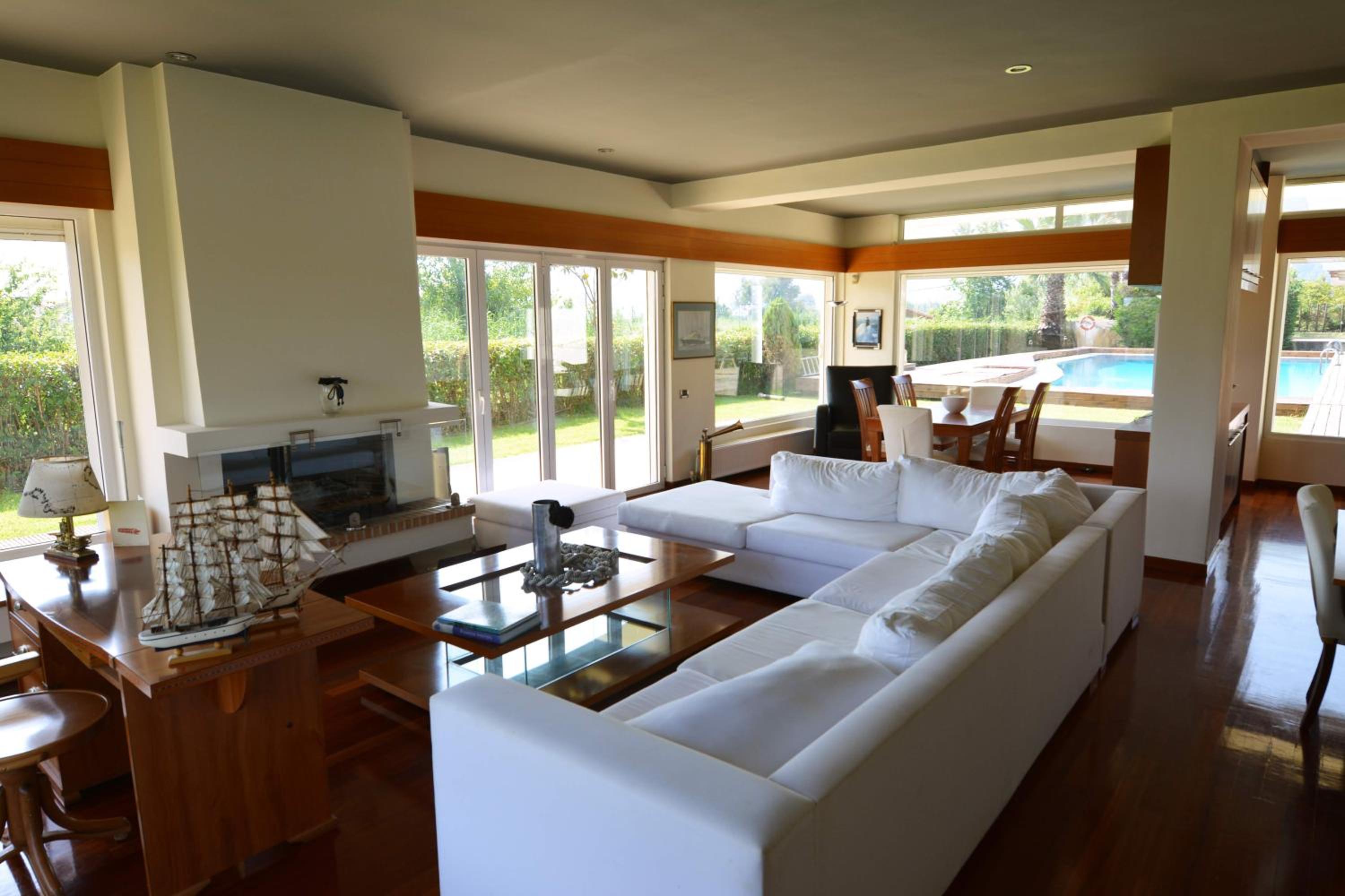 Villa Temptation