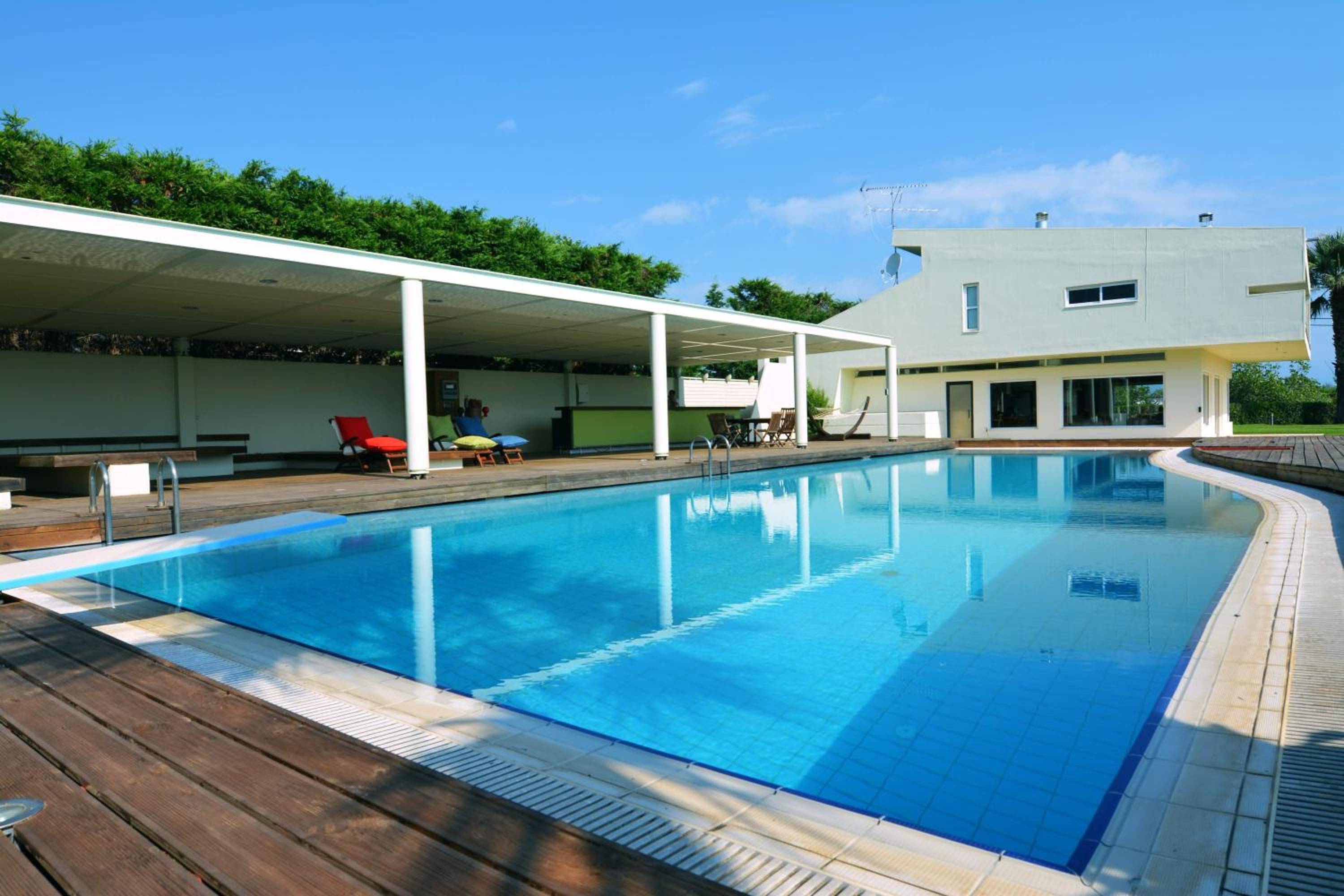 Villa Temptation