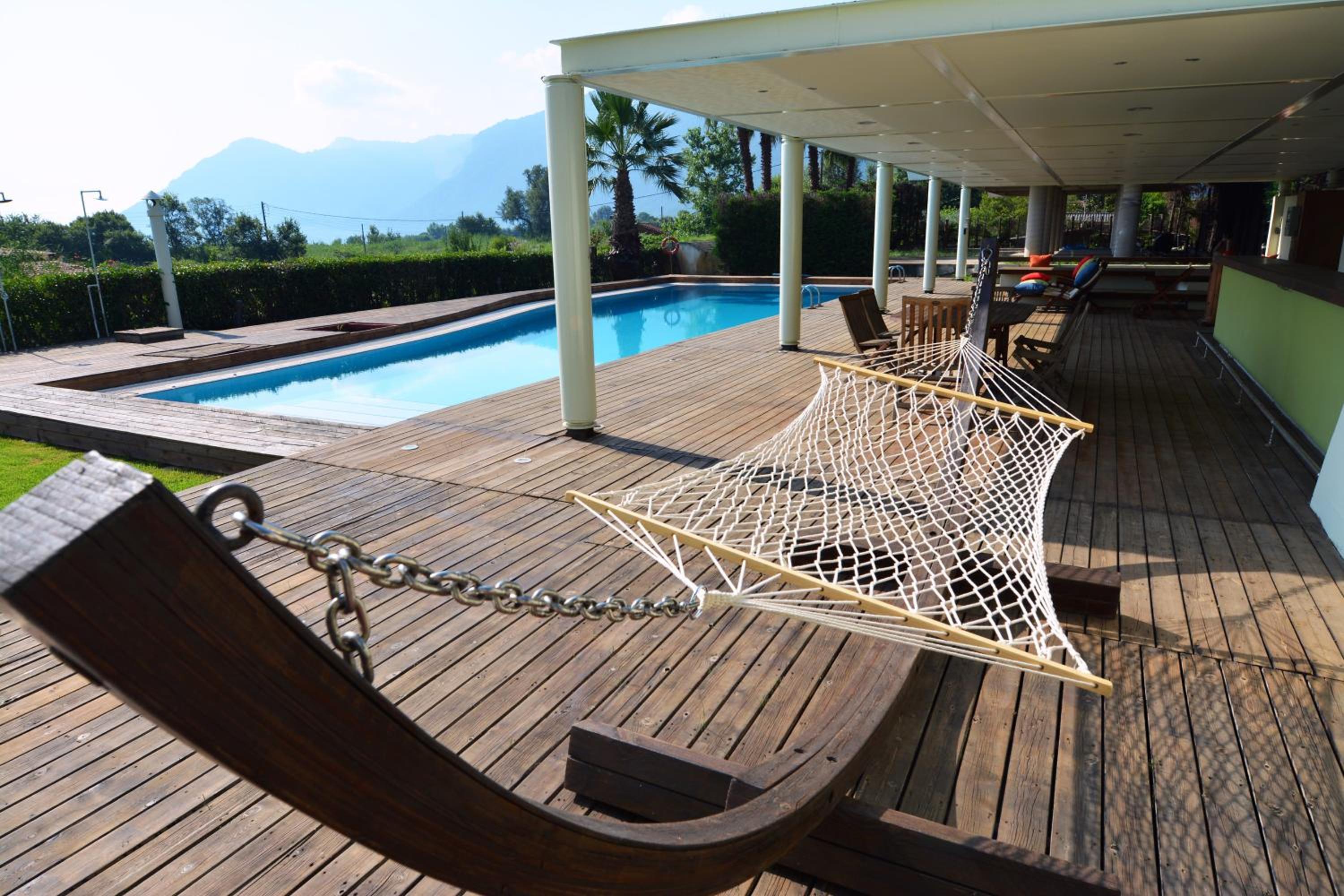 Villa Temptation